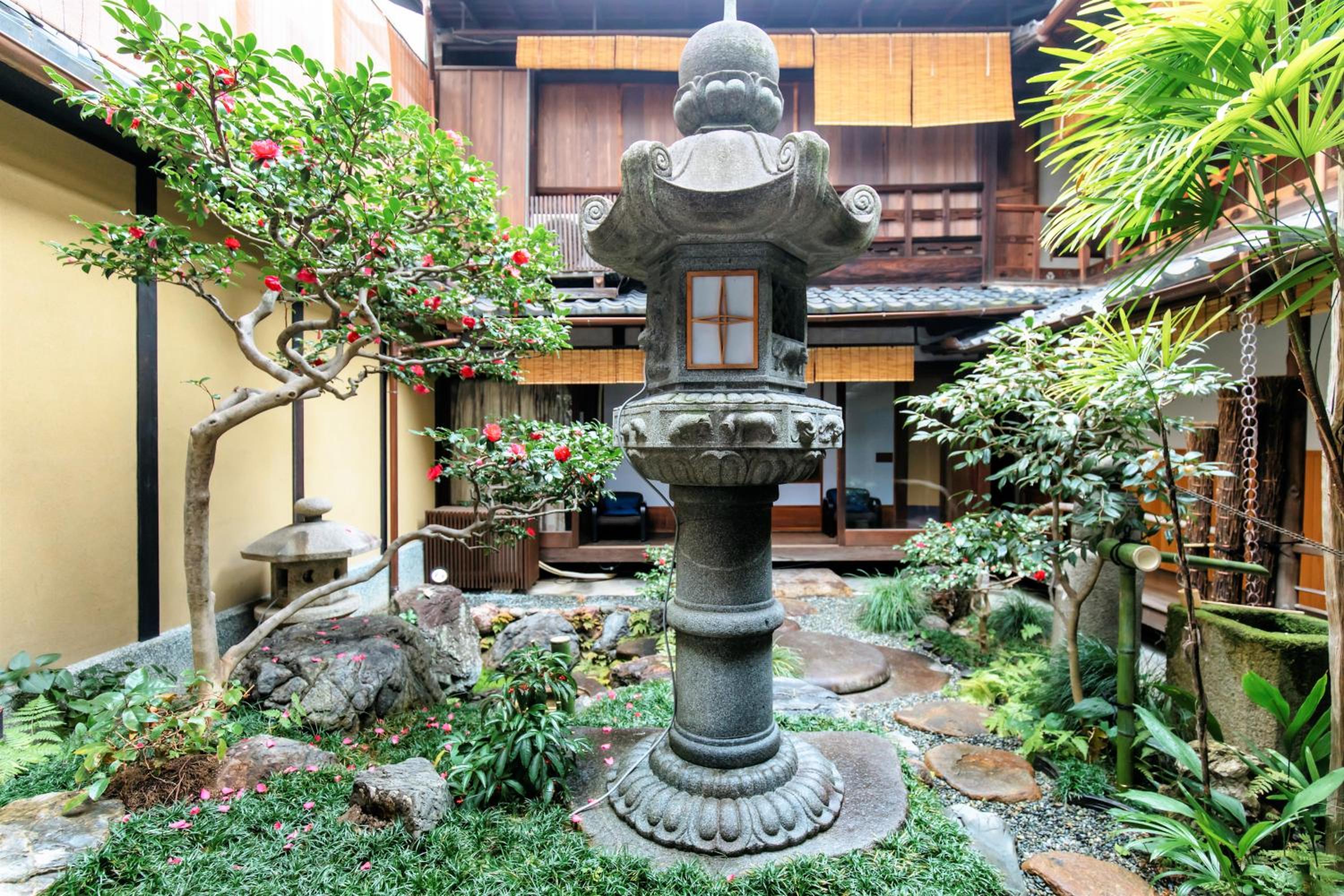 Toshiharu Ryokan