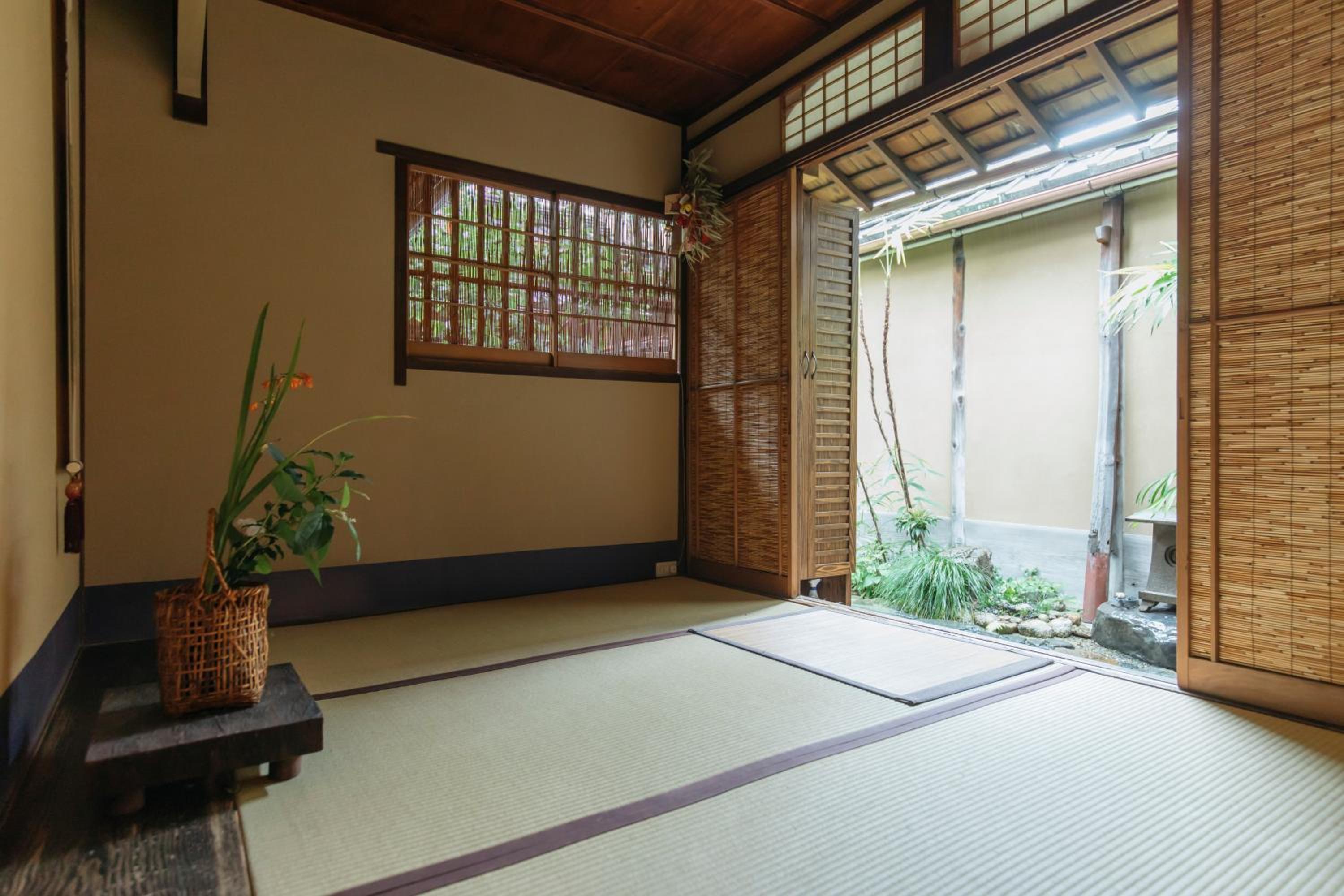 Toshiharu Ryokan