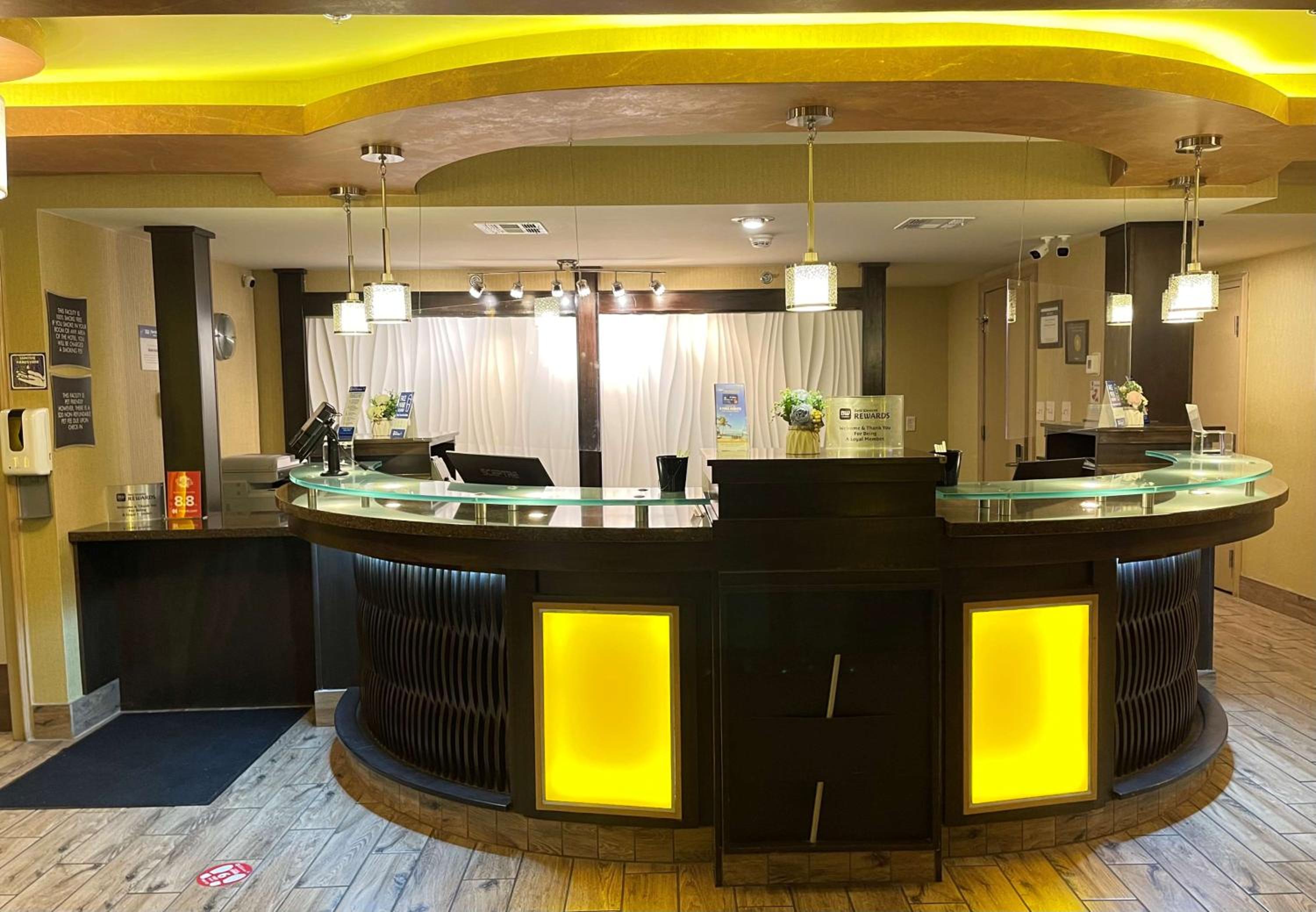 Fort Smith Vacations - Best Western Aspen Hotel - Property Image 7