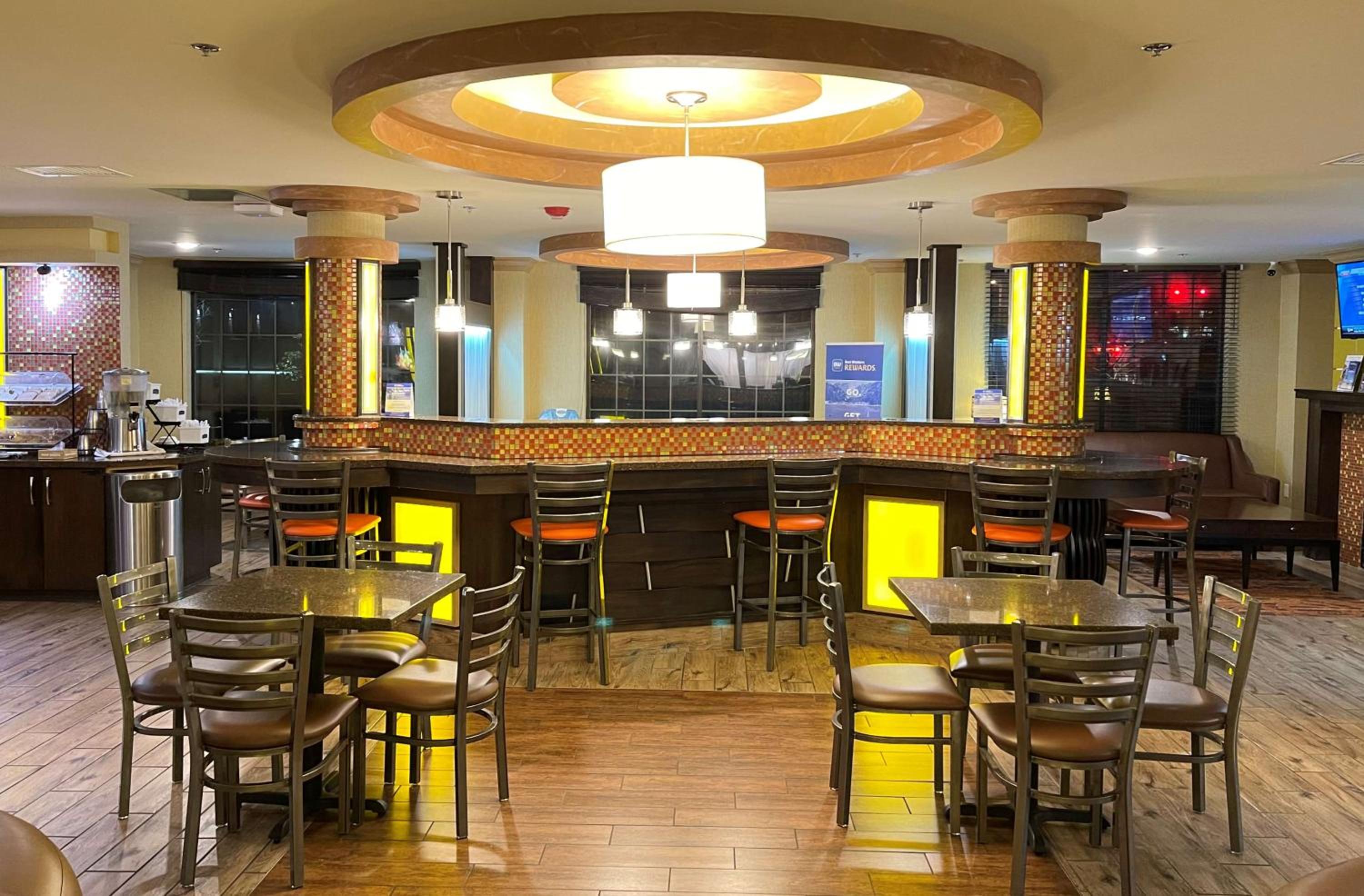 Fort Smith Vacations - Best Western Aspen Hotel - Property Image 6
