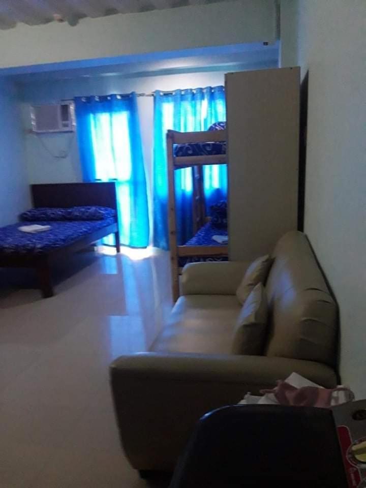 Photo 33