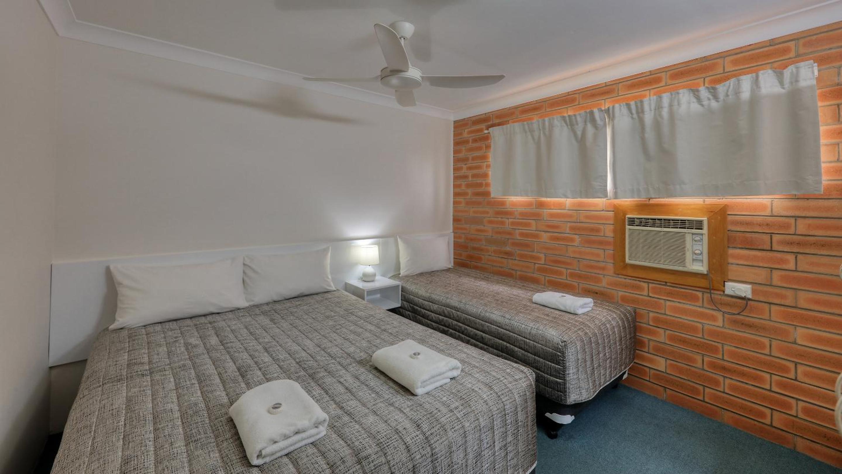 Gunsynd Motor Inn