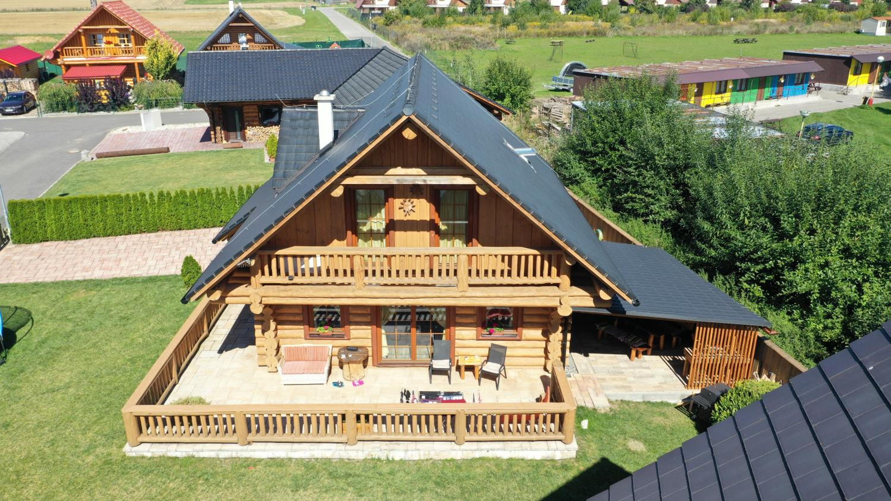Rekreačný zrubový dom view 2