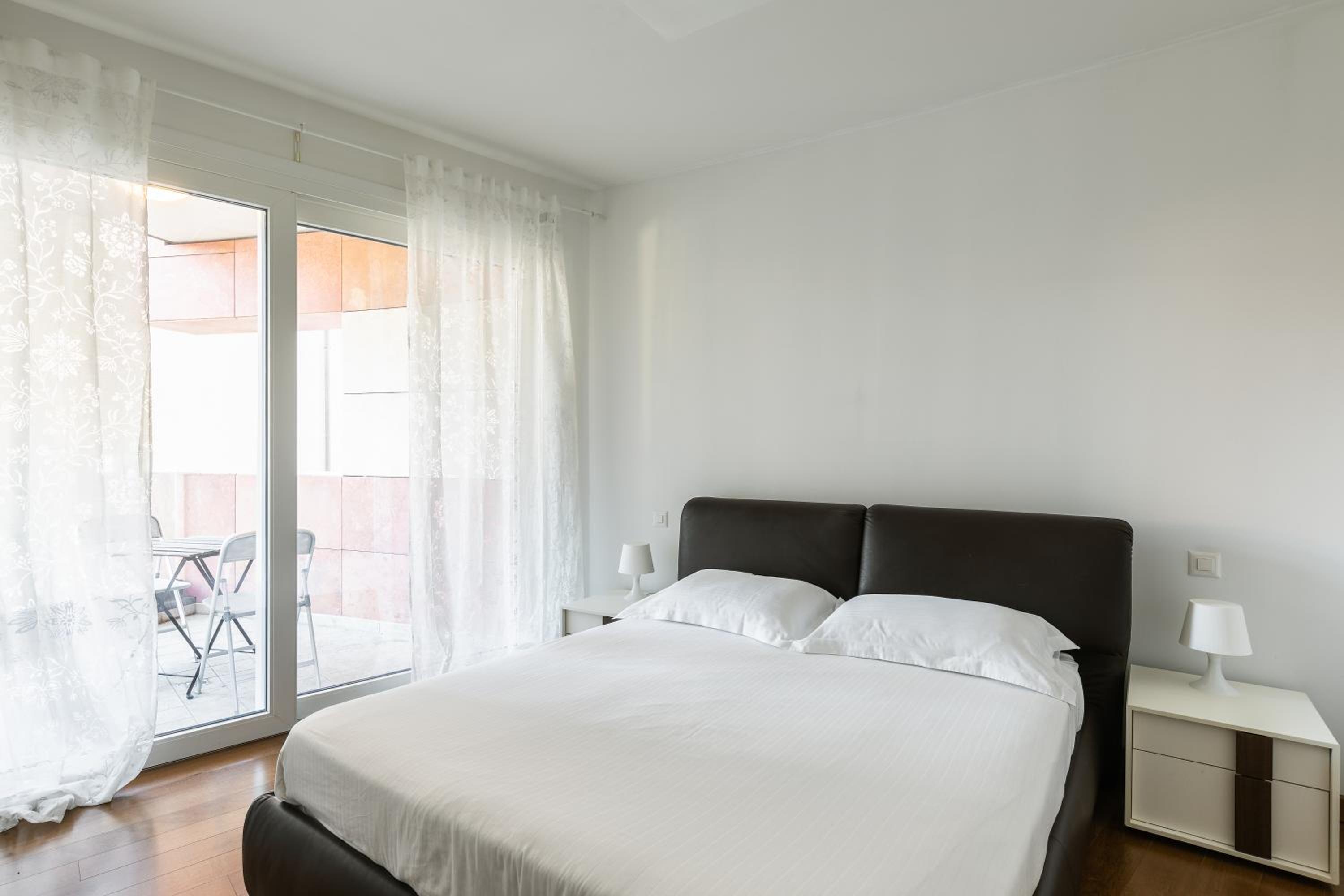 Roggia Apartments by Quokka 360 - central flats with parking space