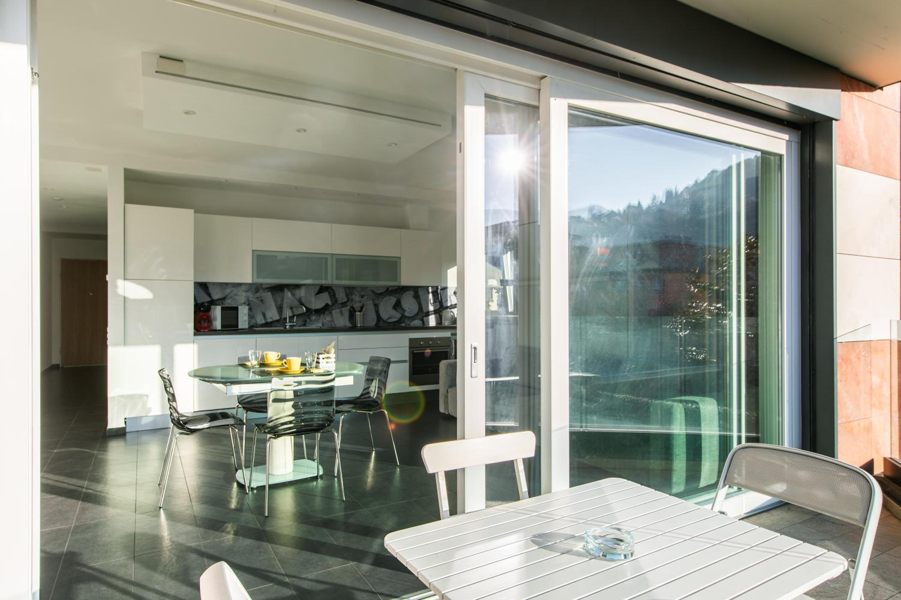 Roggia Apartments by Quokka 360 - central flats with parking space