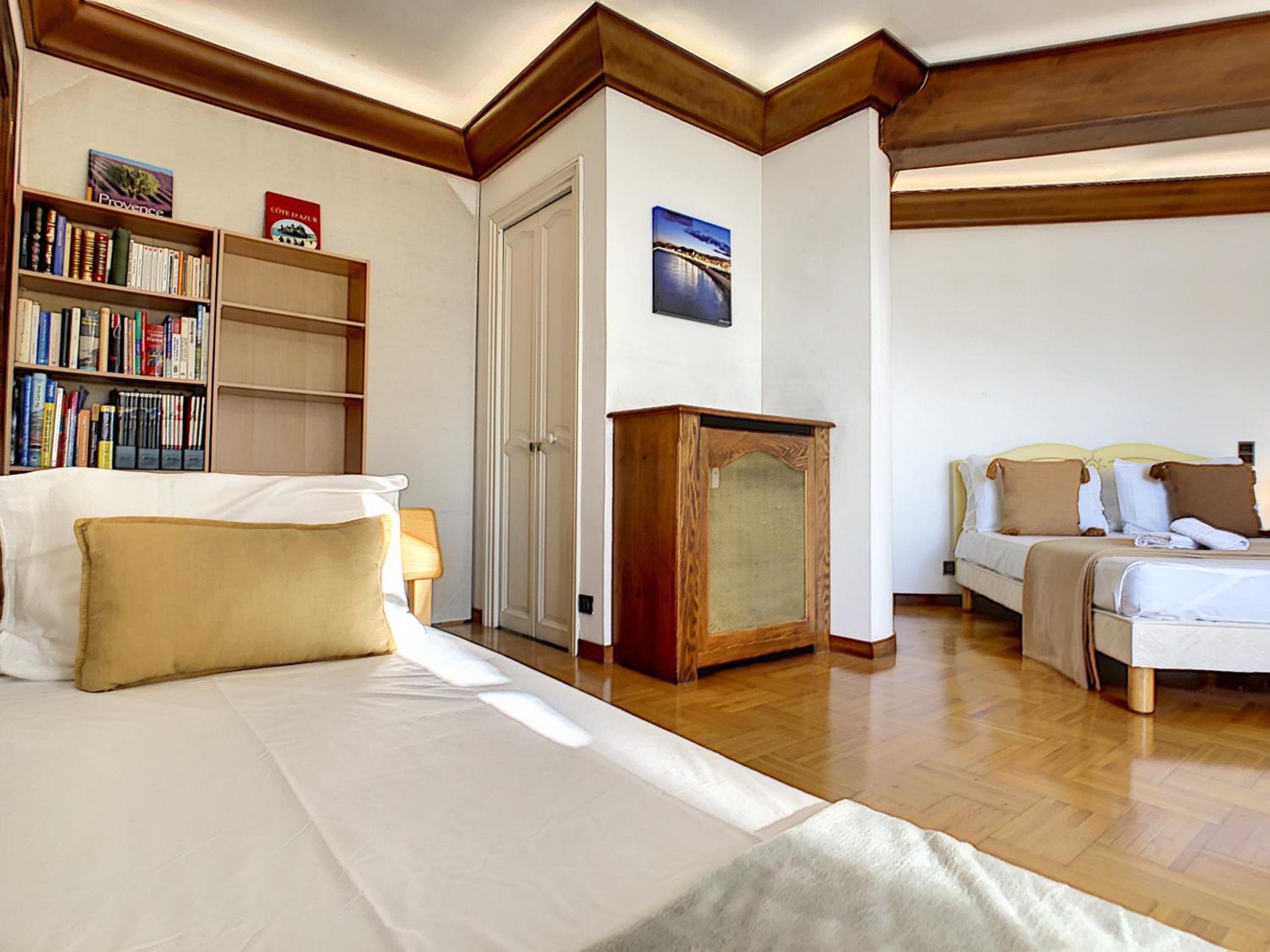 Nestor&Jeeves - BEACH COTTAGE TERRACE - Central - Very close sea - Top floor