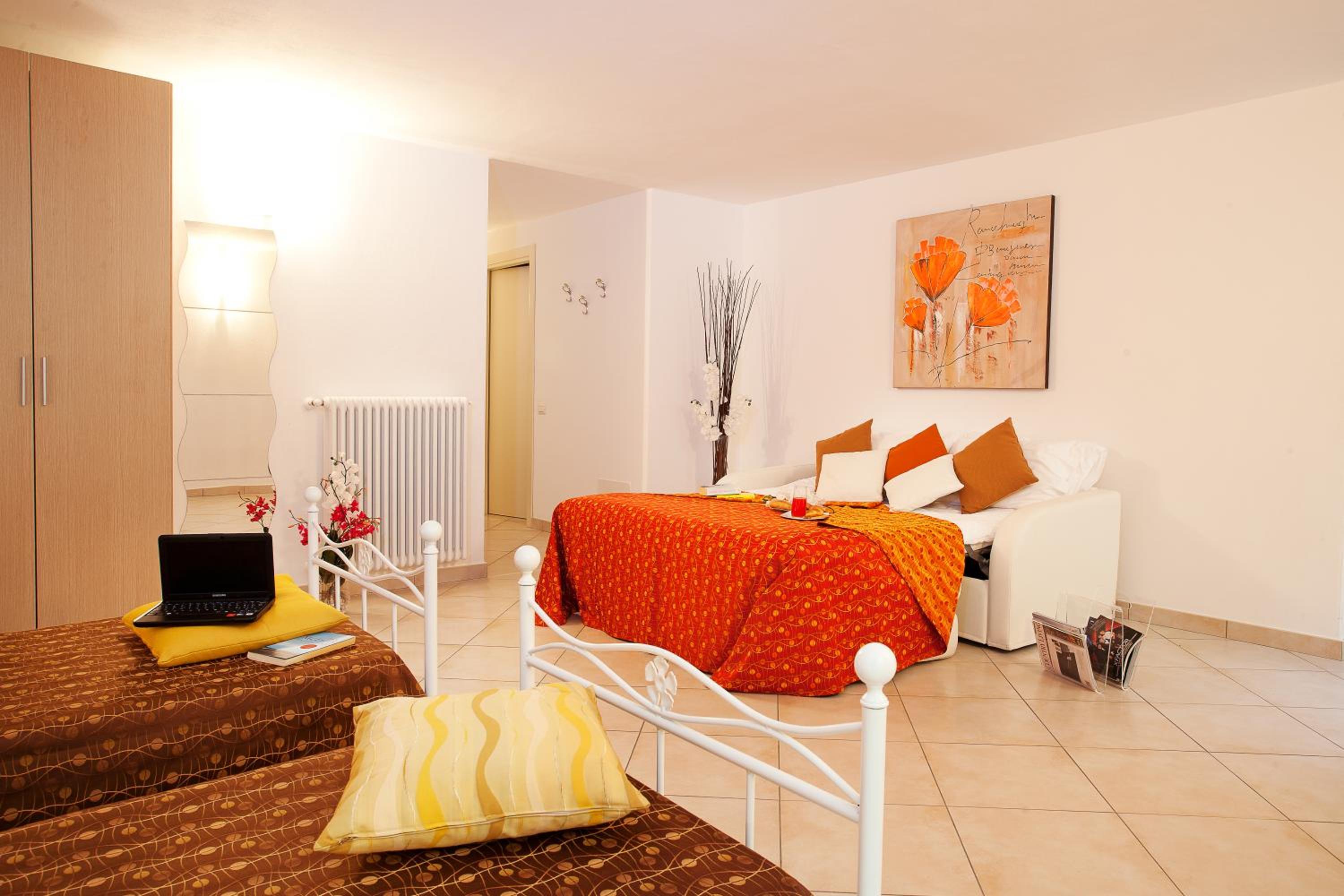 Tremezzo Residence-11 apartments to choose from in an exclusive residence by Italian Apartments
