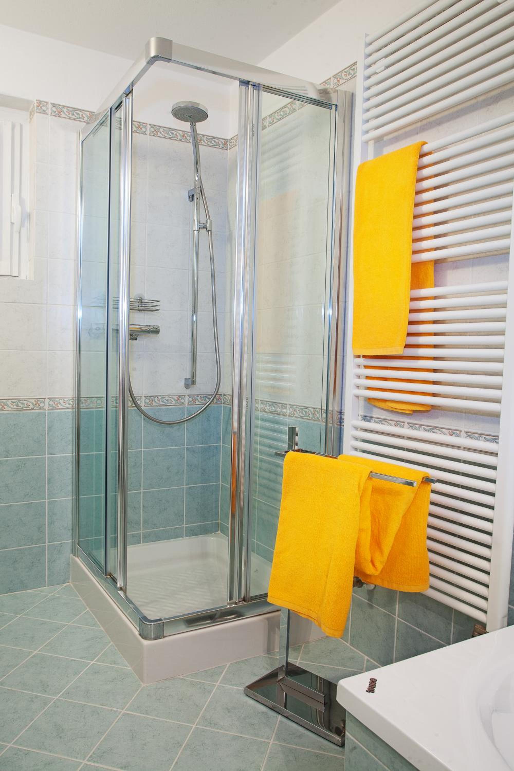 Tremezzo Residence-11 apartments to choose from in an exclusive residence by Italian Apartments