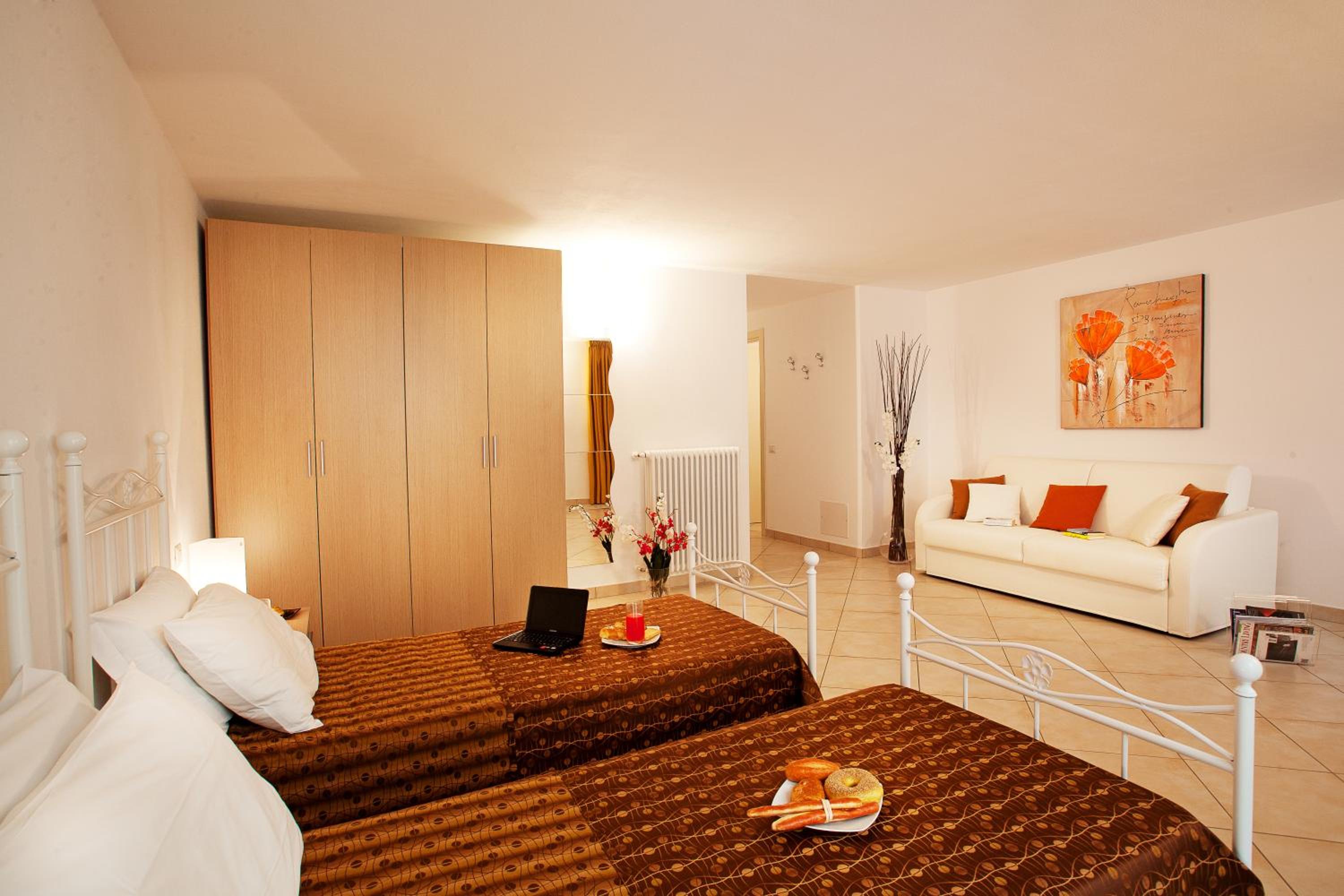 Tremezzo Residence-11 apartments to choose from in an exclusive residence by Italian Apartments