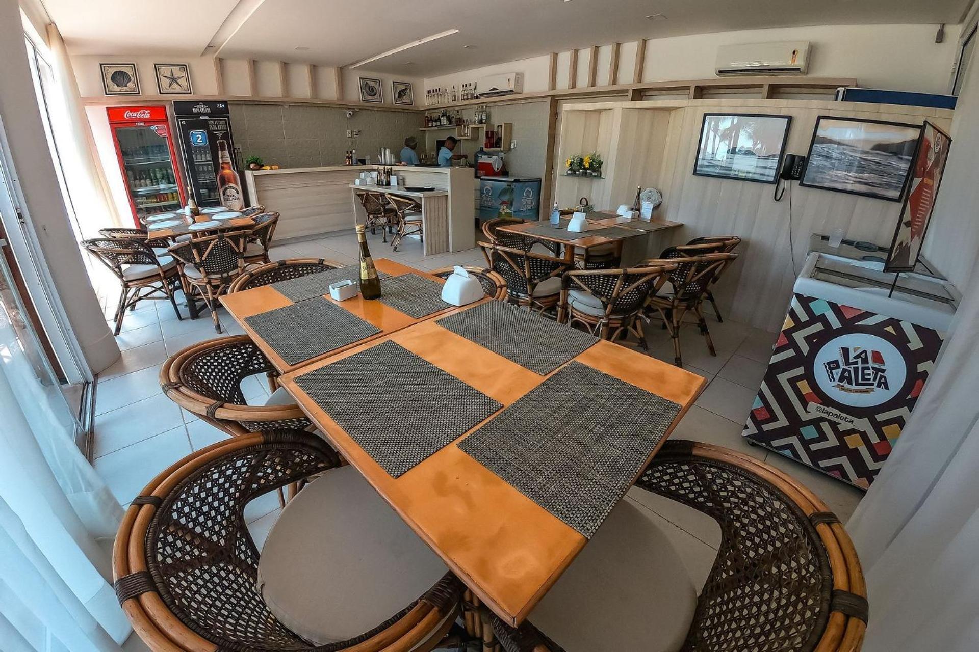 Beach Living Pé na Areia por Be My Guest