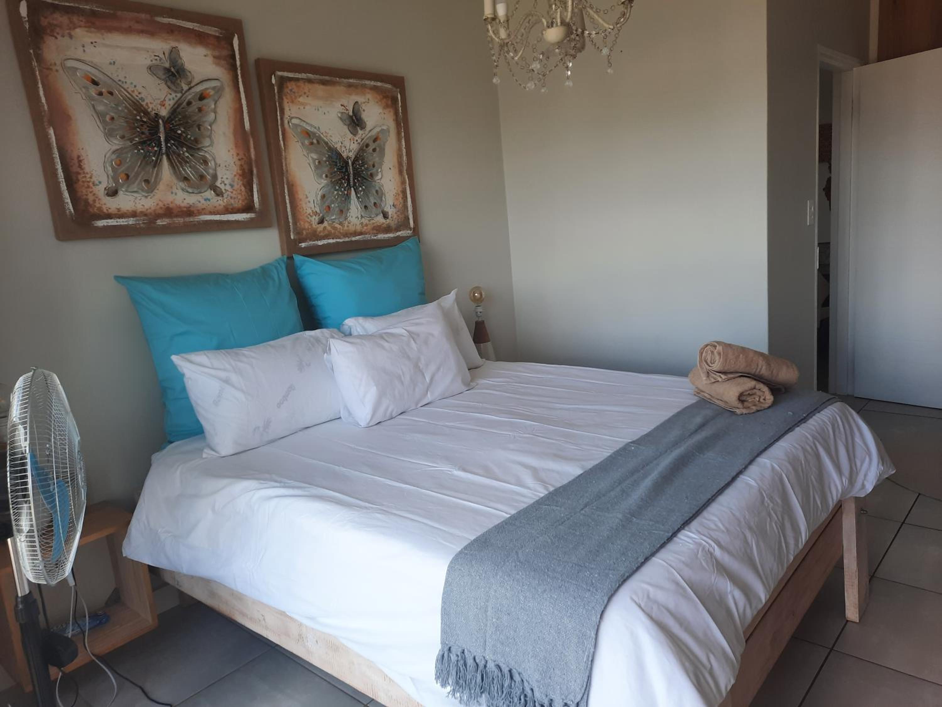 396 The Blyde Crystal Clear Lagoon 2 Bedroom Penthouse Apartment, Pretoria, photo 3 of 52