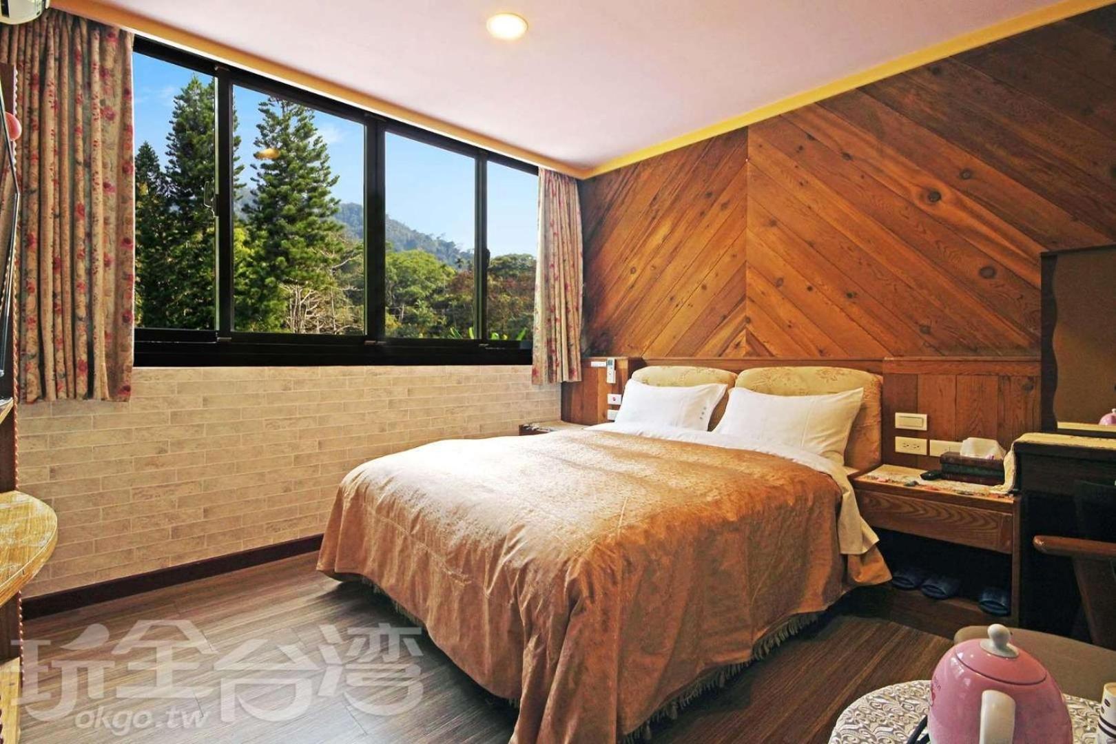Sun Moon Lake Tan Hsiang Yu B&B