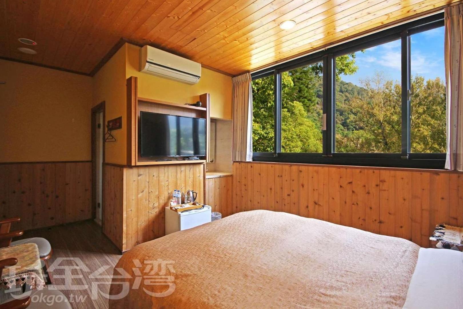 Sun Moon Lake Tan Hsiang Yu B&B