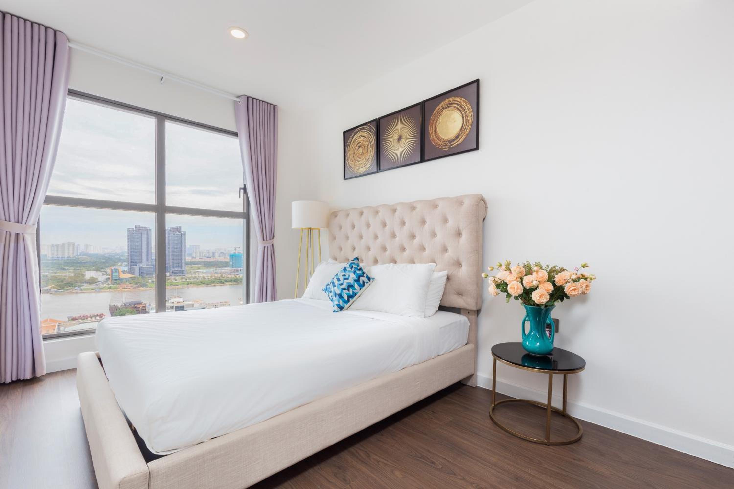 Saigon Royal Apartment 2 bedrooms amazing view for over 30 nights