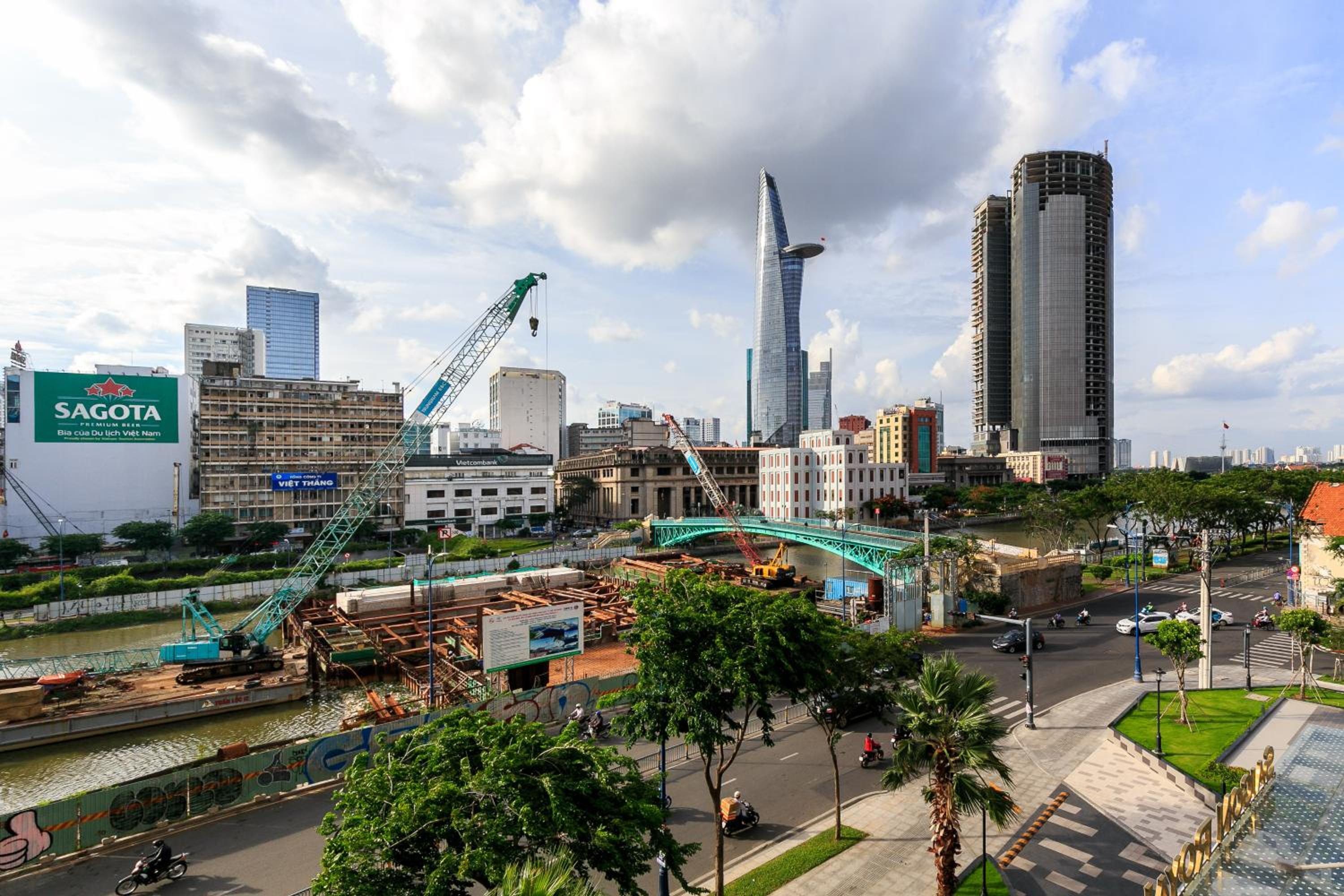 Saigon Royal Apartment 2 bedrooms amazing view for over 30 nights