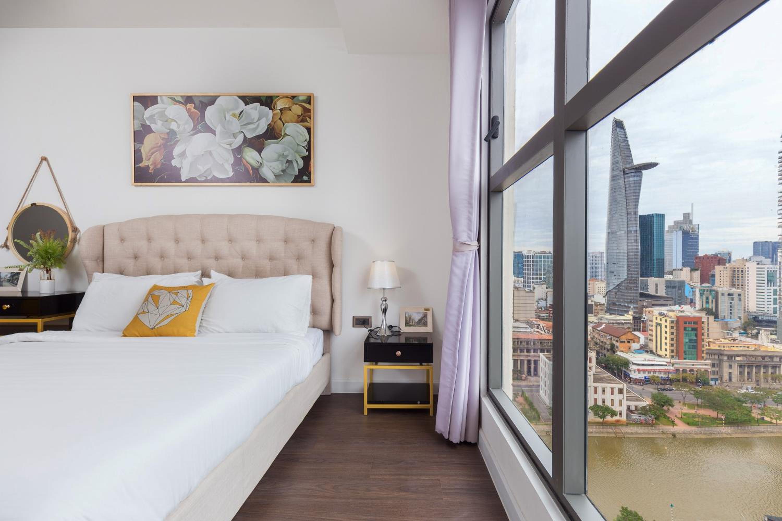 Saigon Royal Apartment 2 bedrooms amazing view for over 30 nights