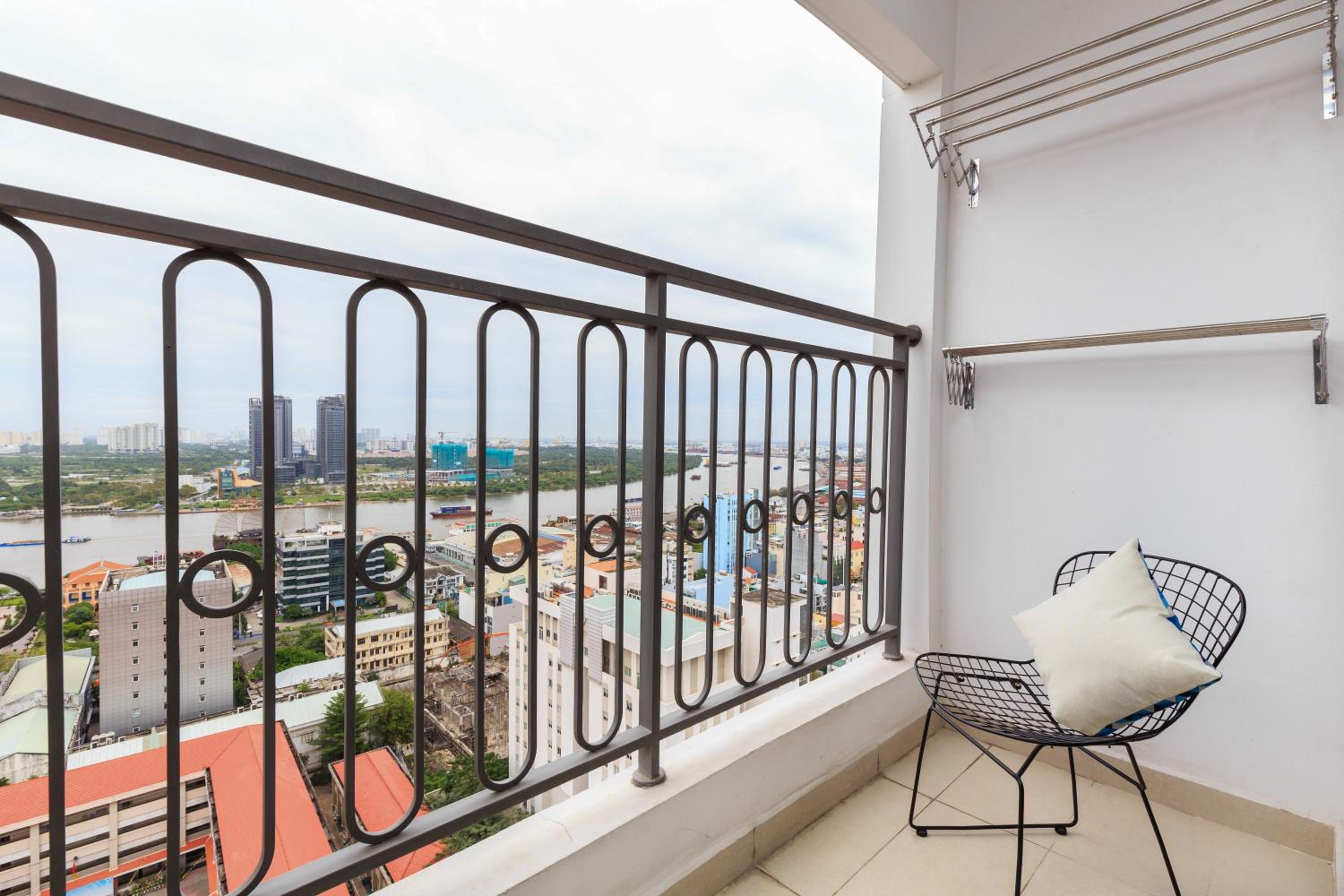 Saigon Royal Apartment 2 bedrooms amazing view for over 30 nights