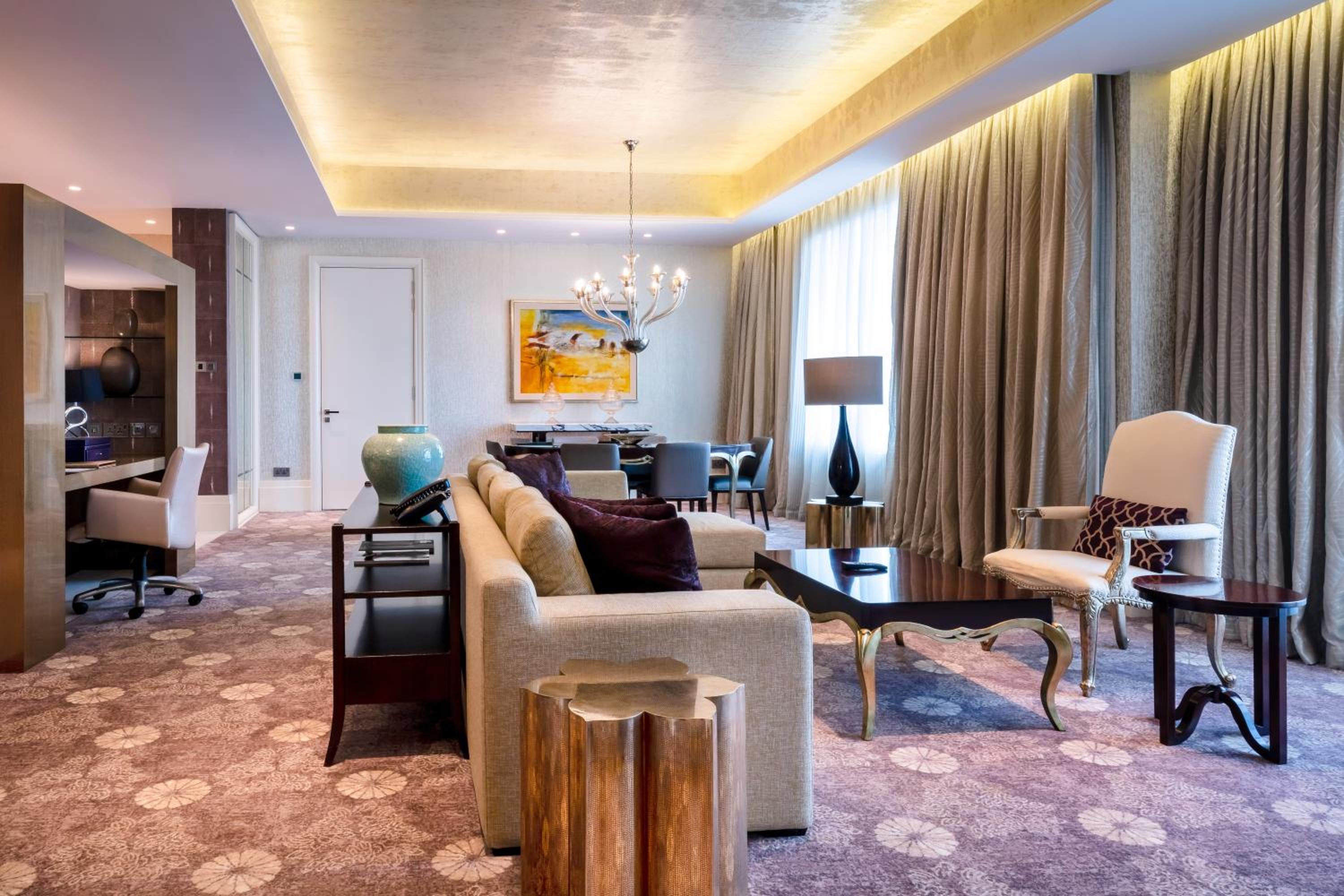 Resorts World Sentosa - Hotel Michael