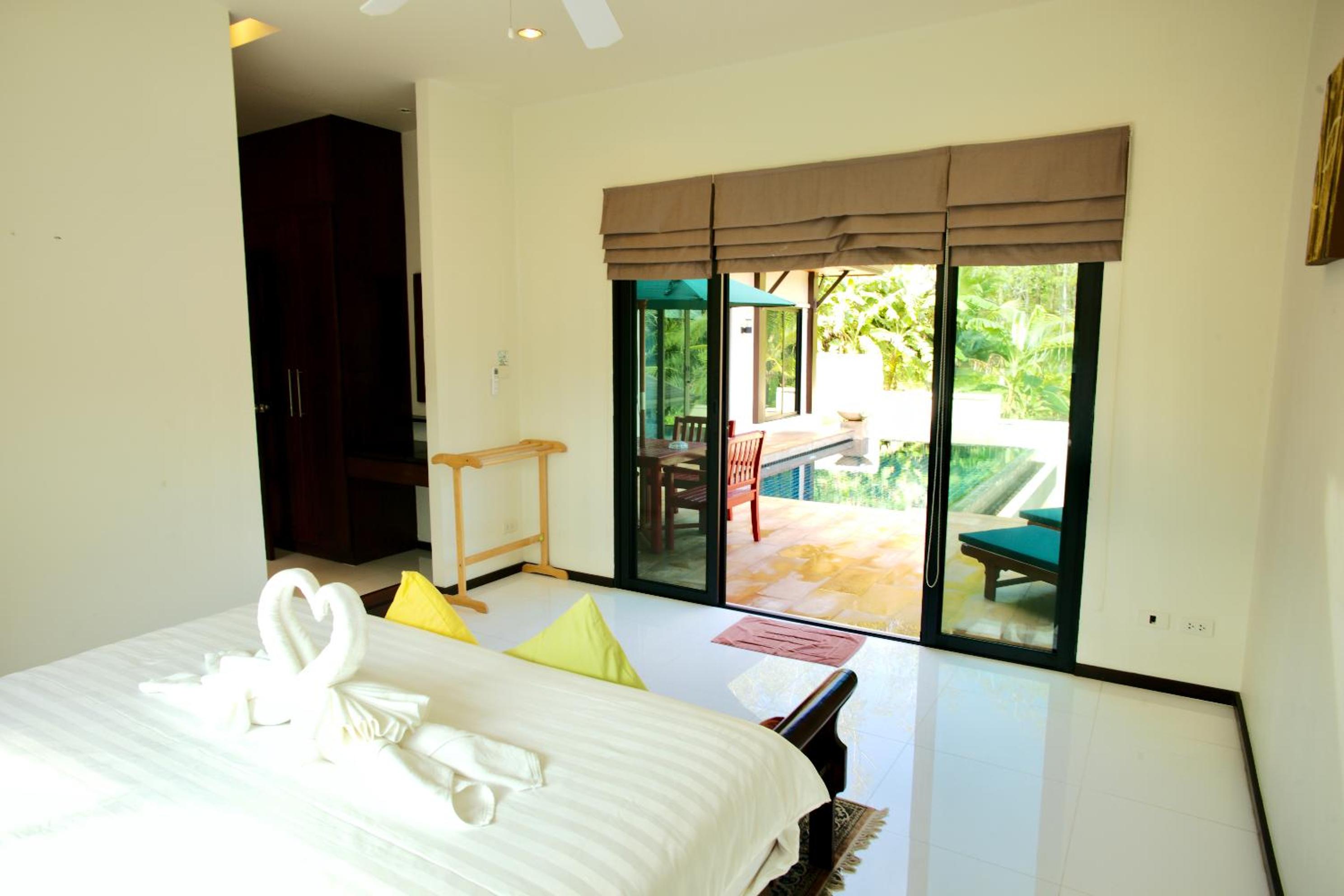 Cocktail Palm Villa