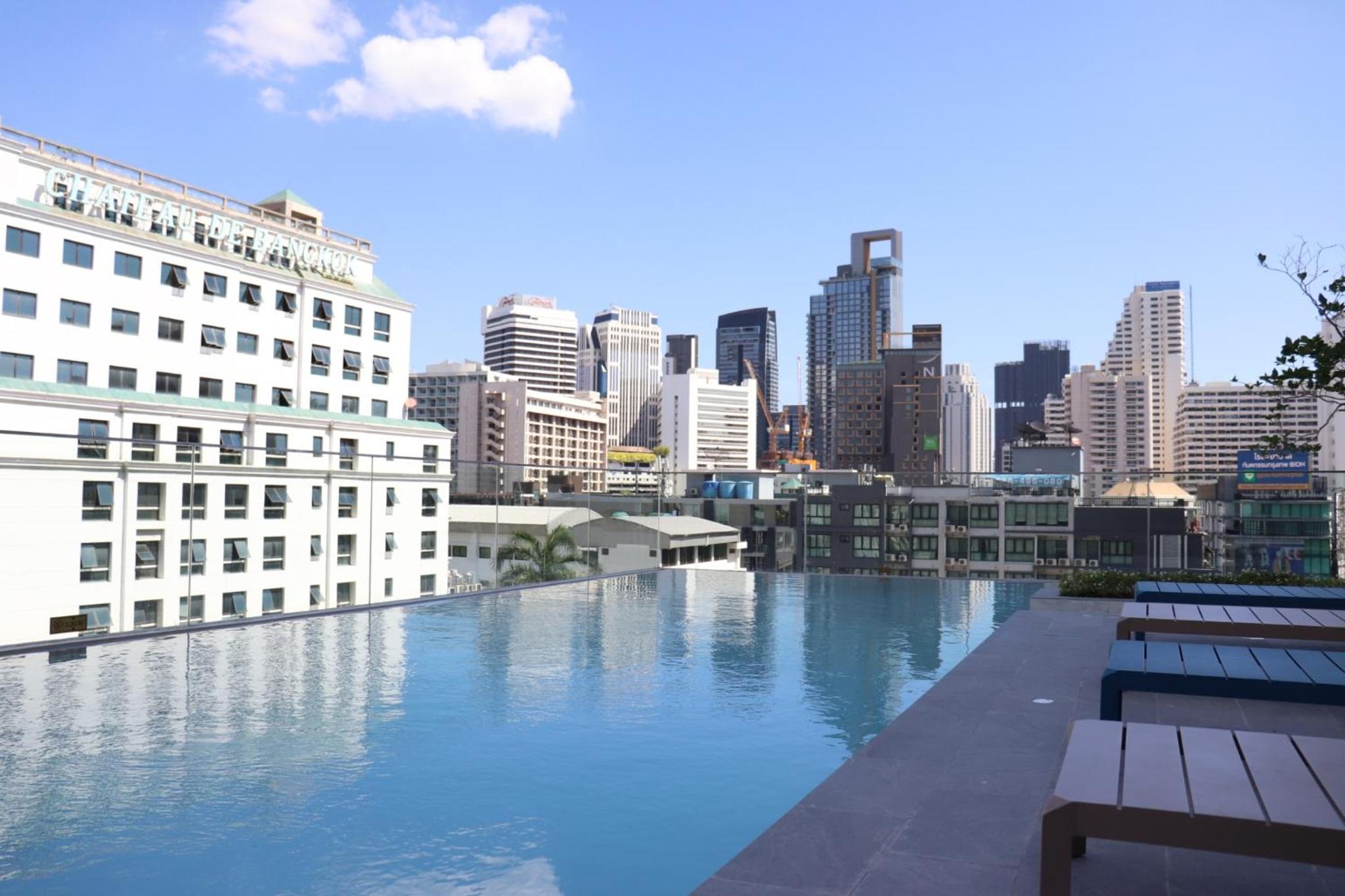 The Quarter Ploenchit by UHG