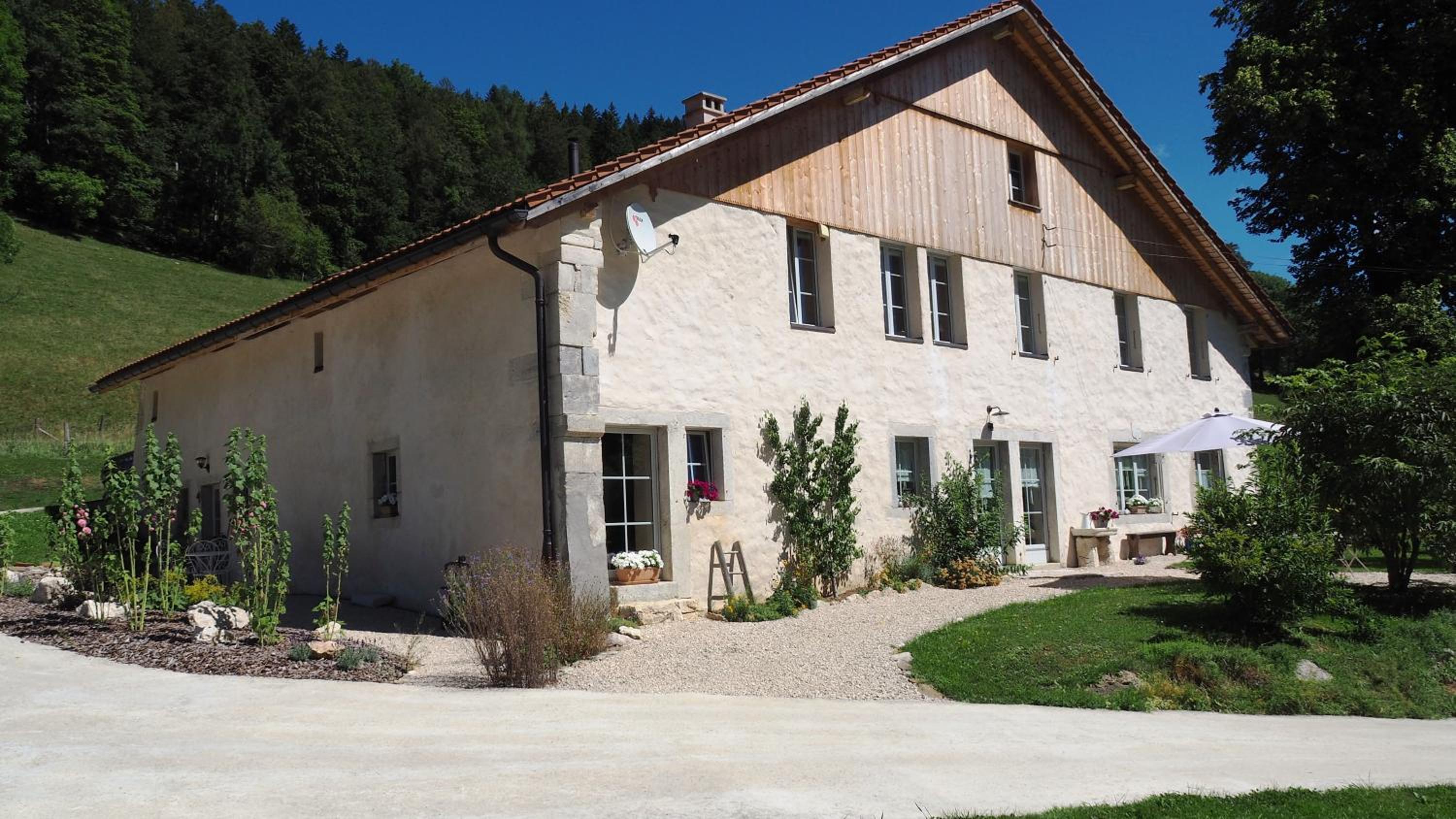 Relais de la Baume view 3