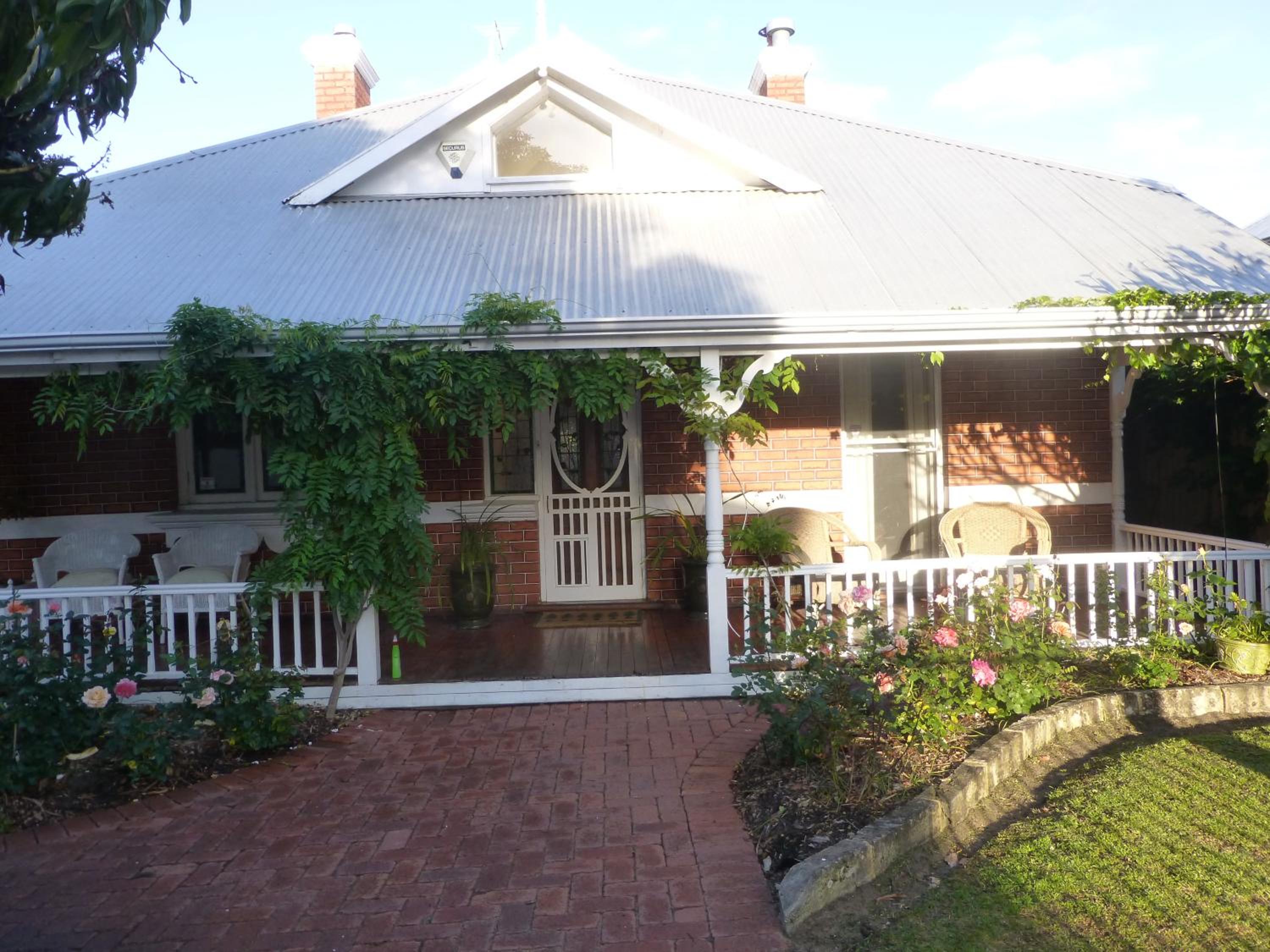 Lakeside Bed & Breakfast