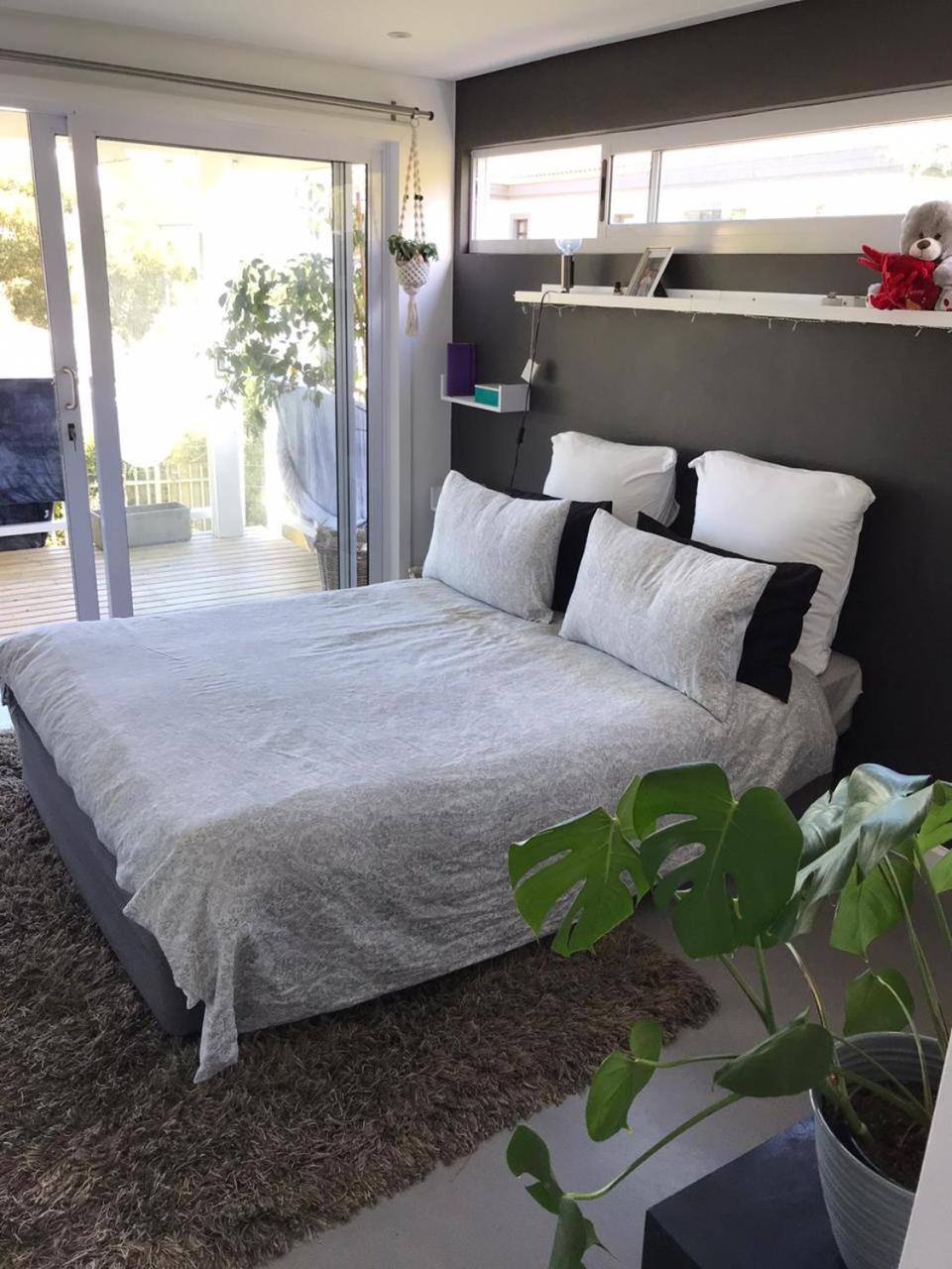 EEZY BREEZY HOLIDAY HOME view 5
