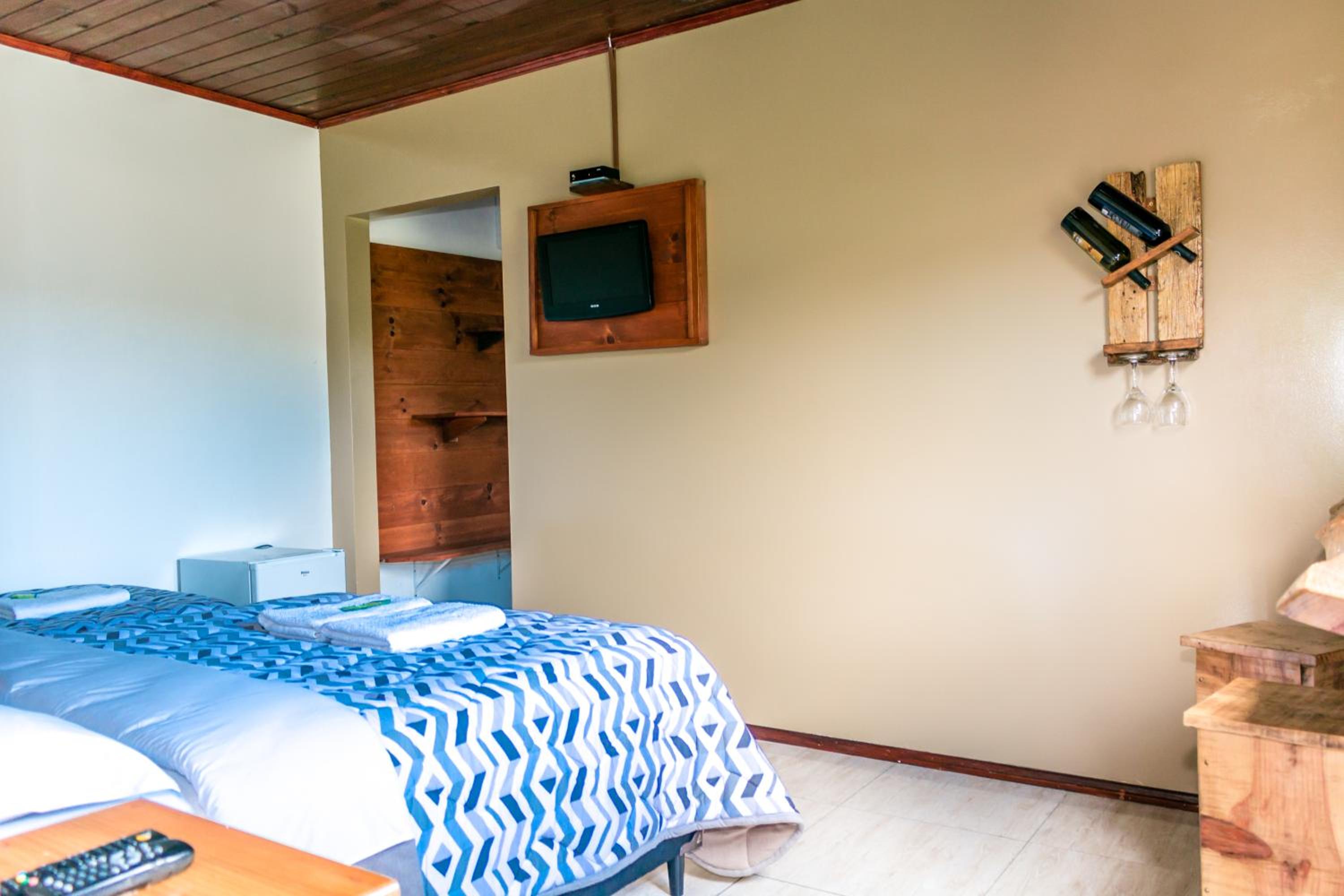 Pousada Rural Pavão - Suites e Chalés