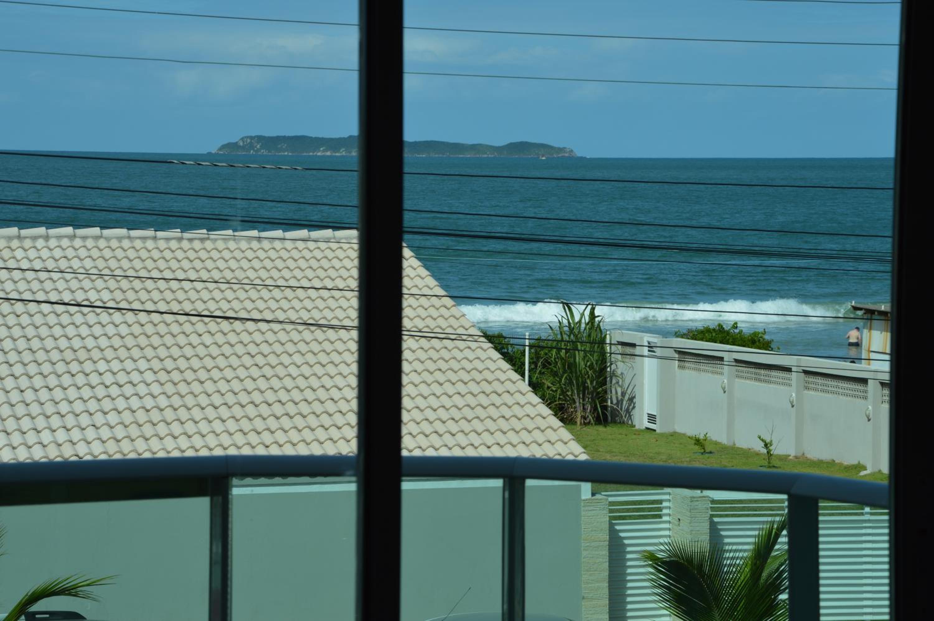 Belíssimo apto 2 suítes com vista para o mar view 5