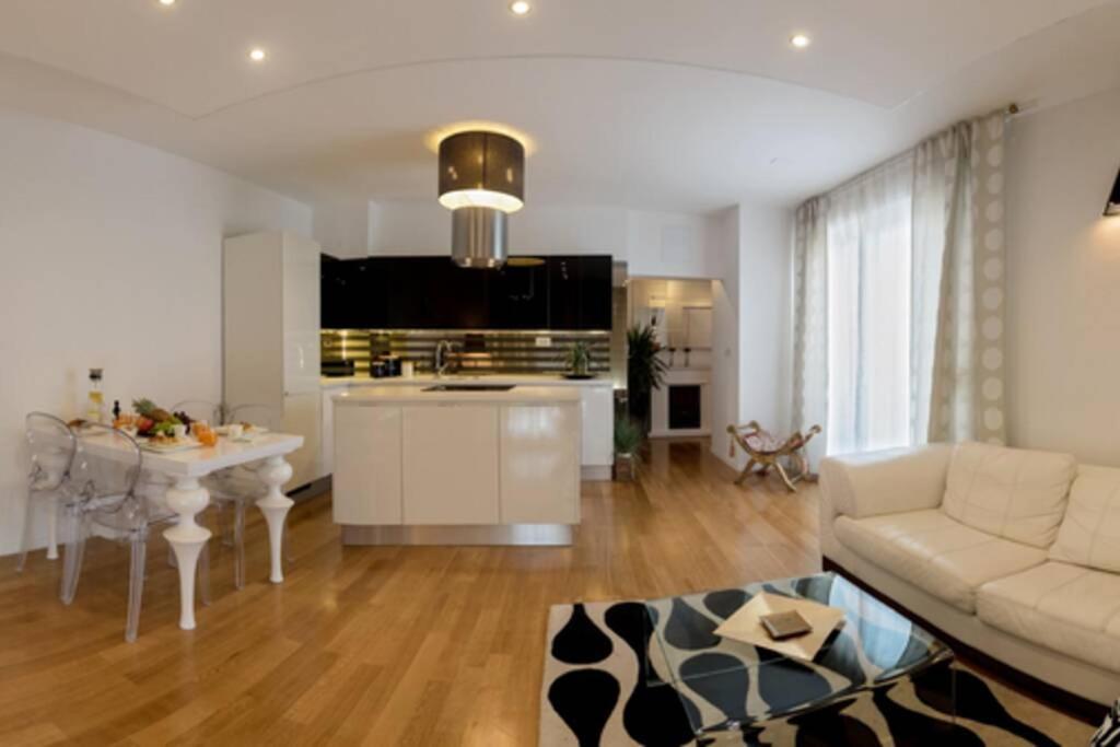 Ensidia Luxury Suite view 4