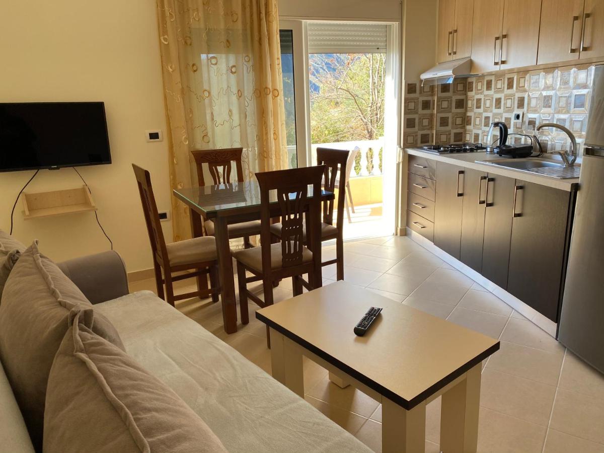 OniRana Apartments photo 4