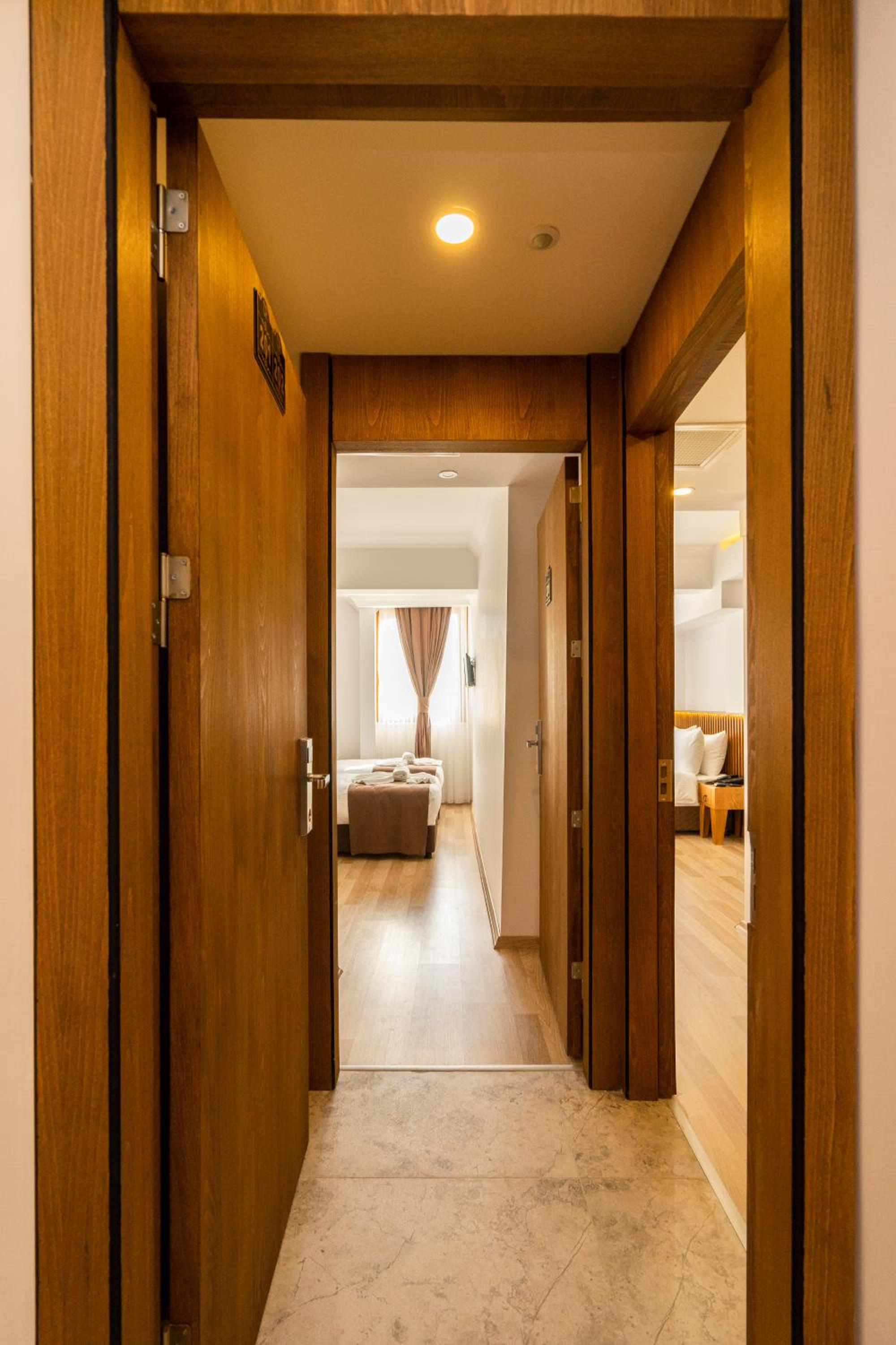 Castillo Rojo Otel İstanbul - Image 29