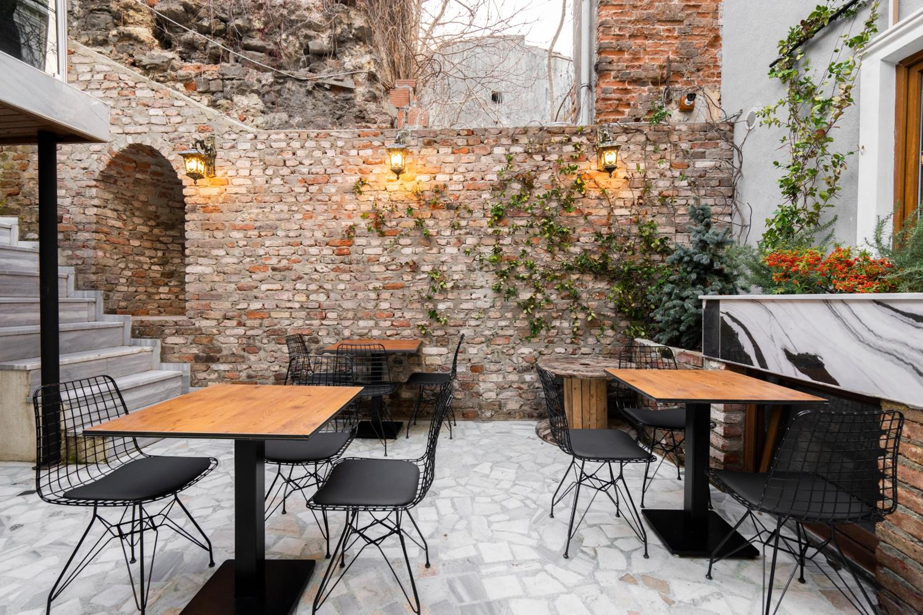 Castillo Rojo Otel İstanbul - Image 55