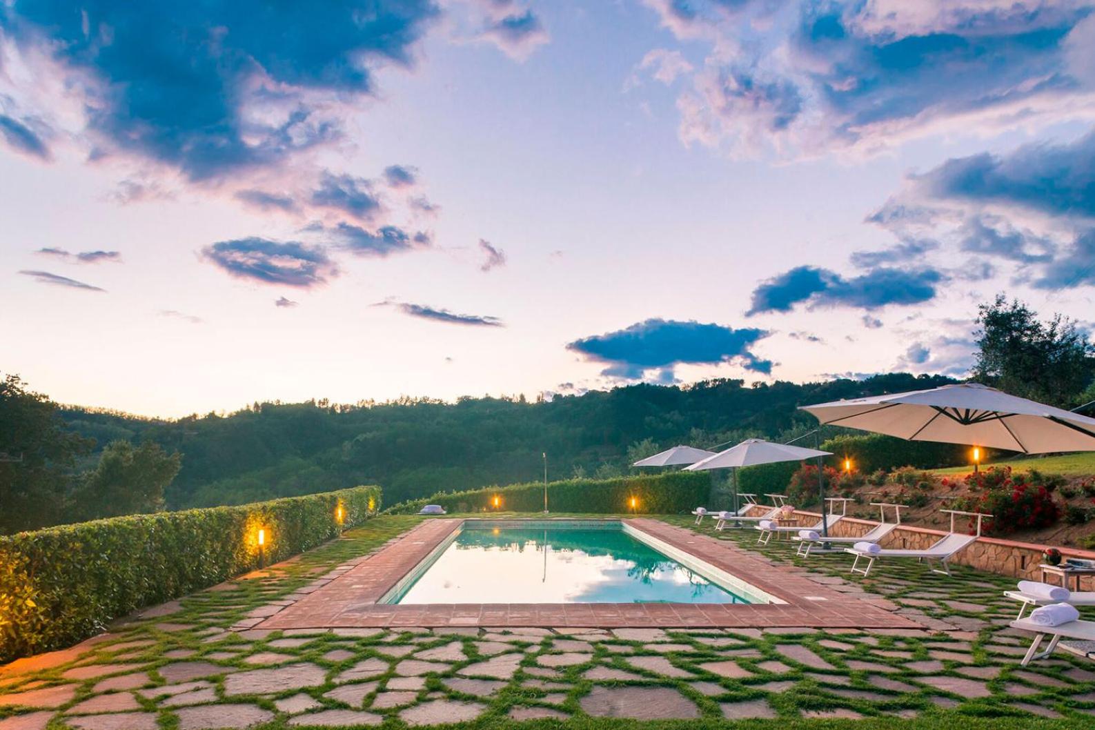 Villa Armonia Toscana - Teloni view 5