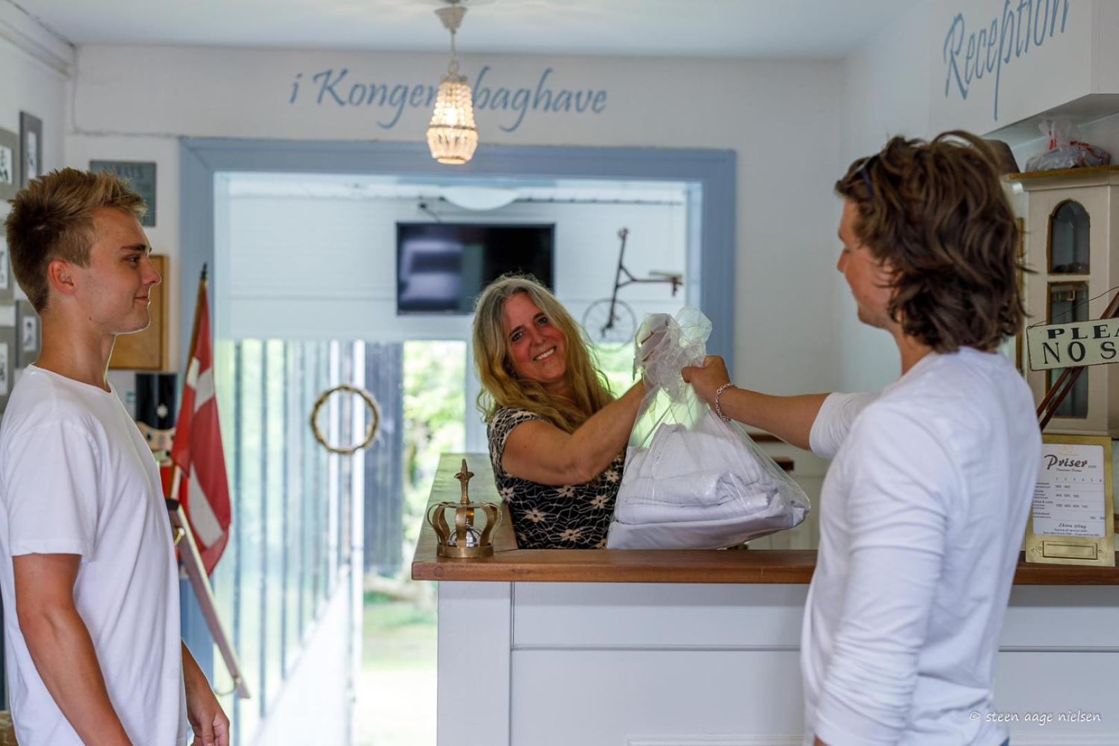 Fredensborg Vandrerhjem, i Kongens baghave