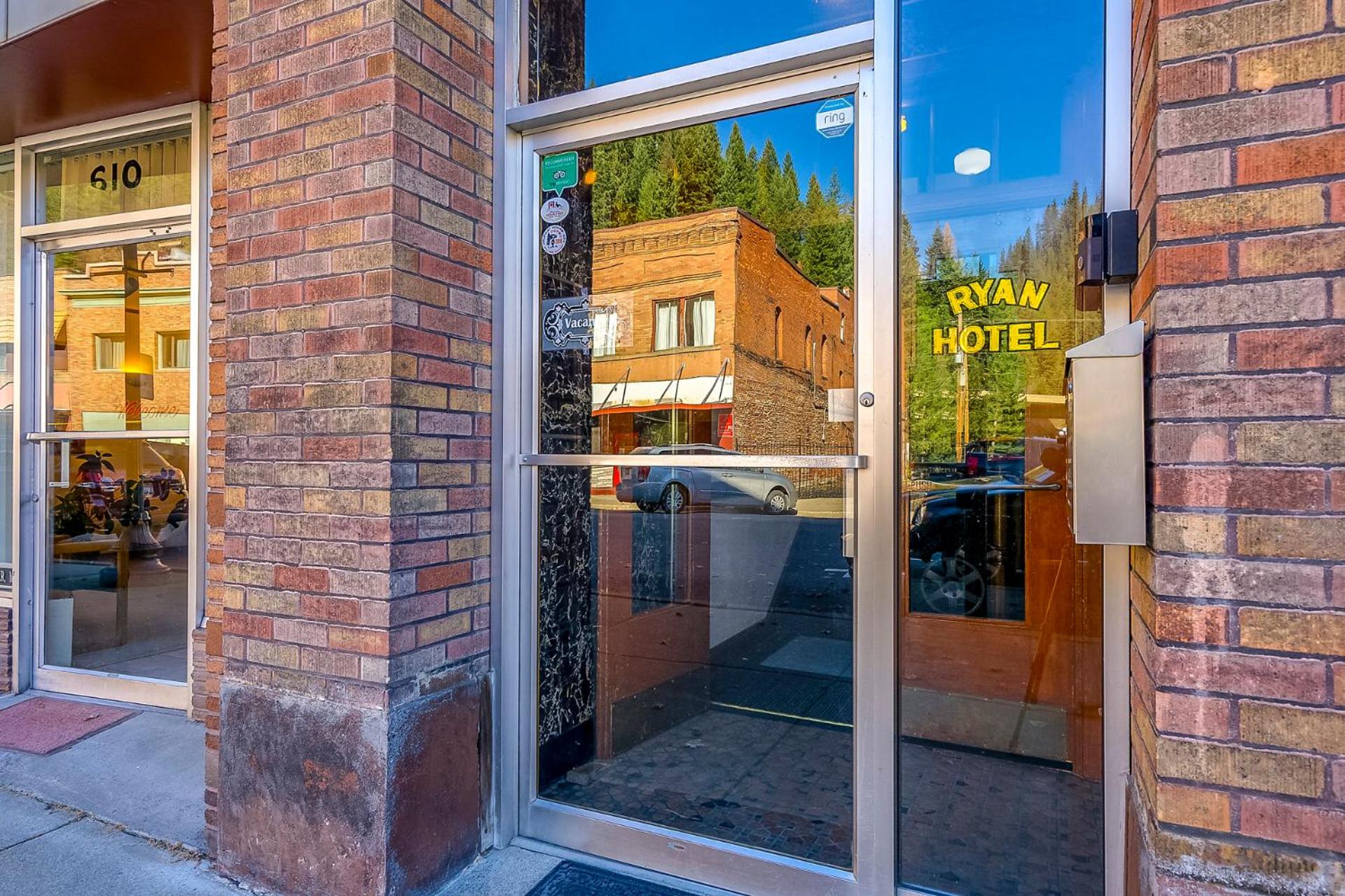 Ryan Hotel