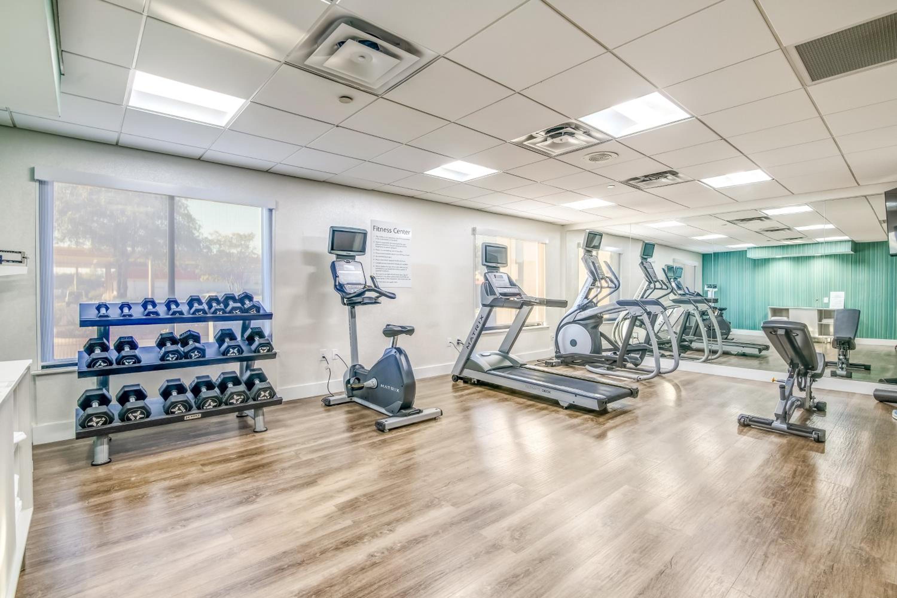 Longview Vacations - Holiday Inn Express Suites Longview North, an IHG Hotel - Property Image 40