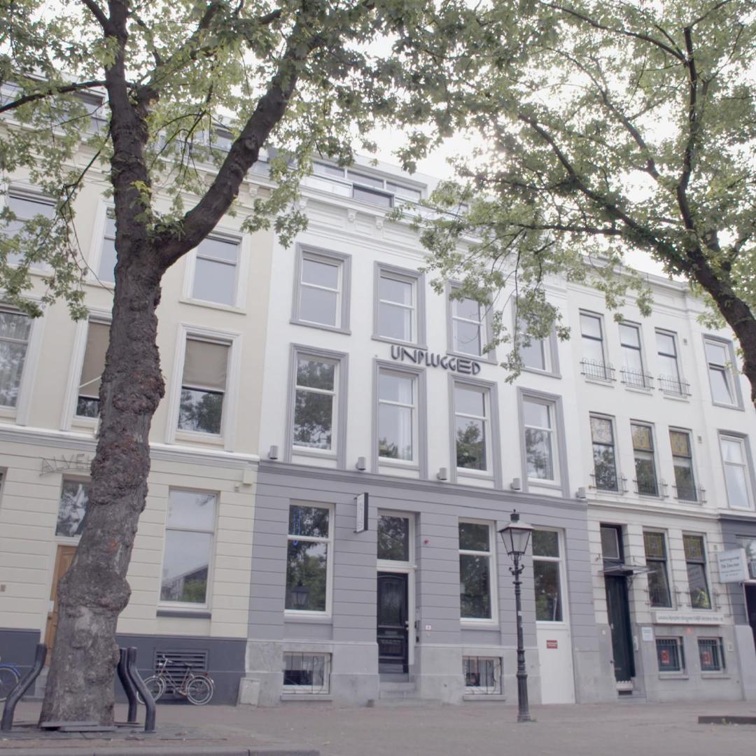 Hotel Unplugged - Image 1