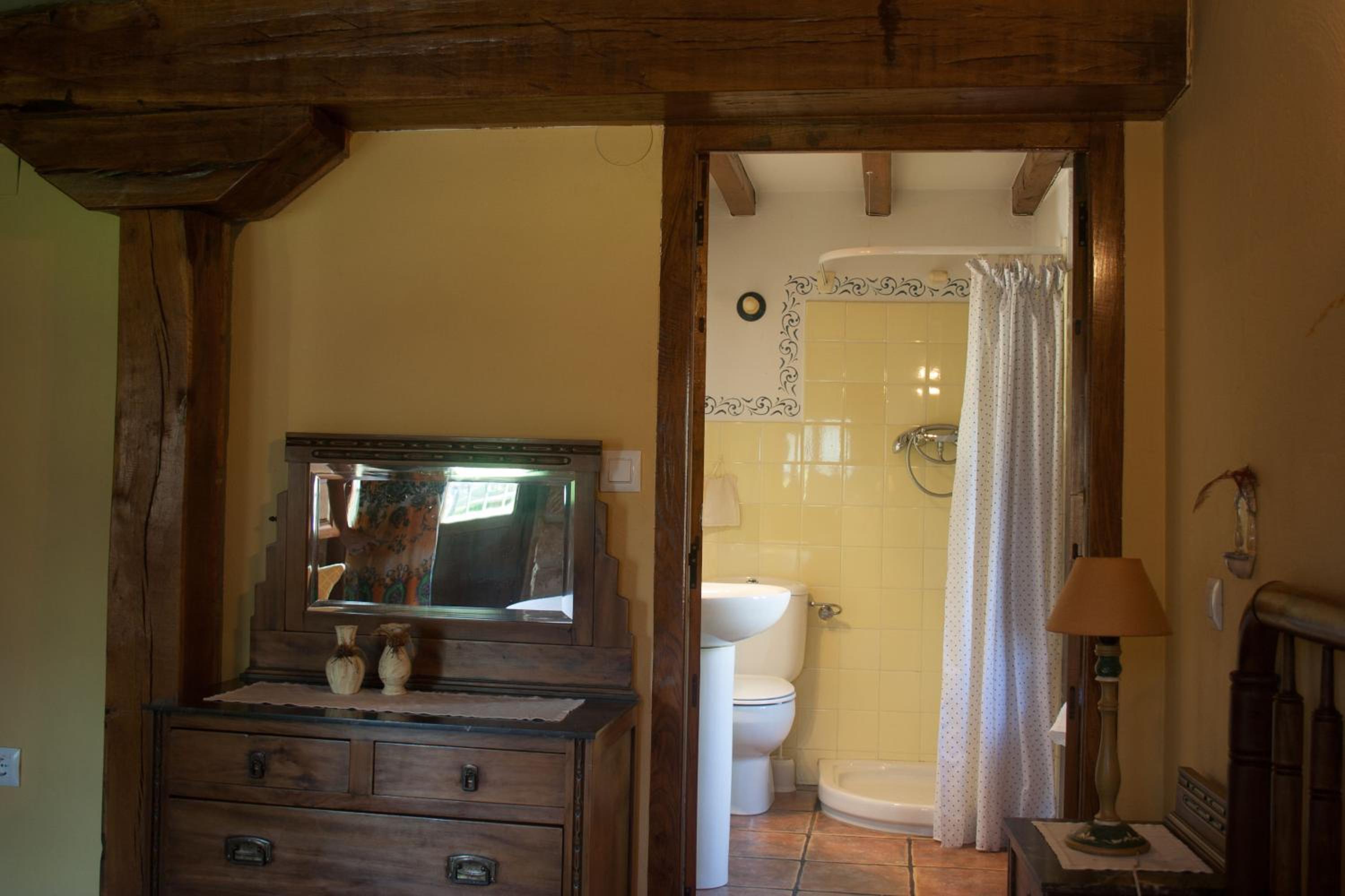 Apartamentos Rurales La Casa Vieja De Silió