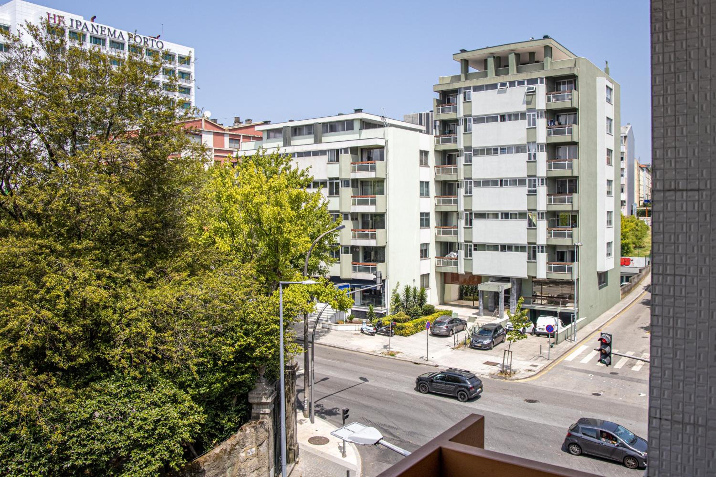 Porto Family Home by MP - Renovated view 2