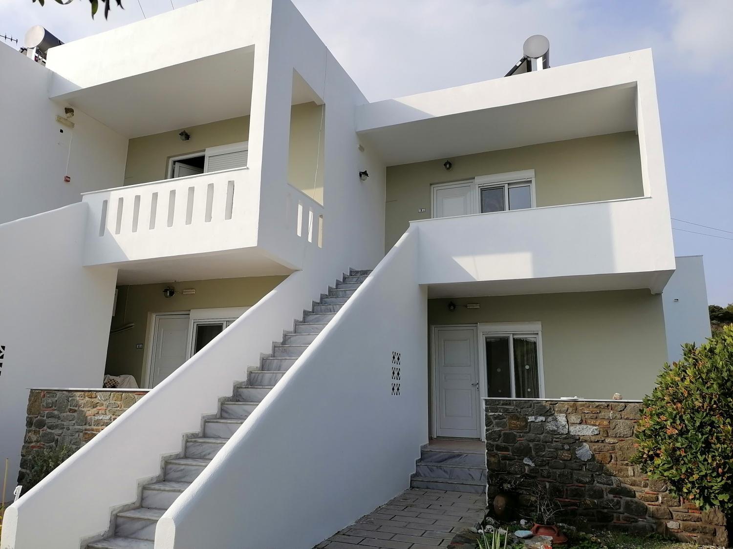 Tselios Apartments & Studios view 4