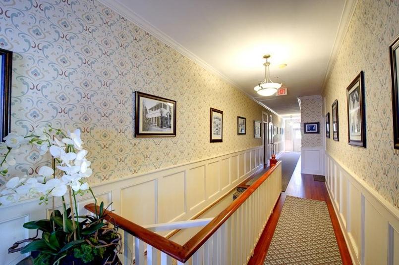 Old Colorado Inn