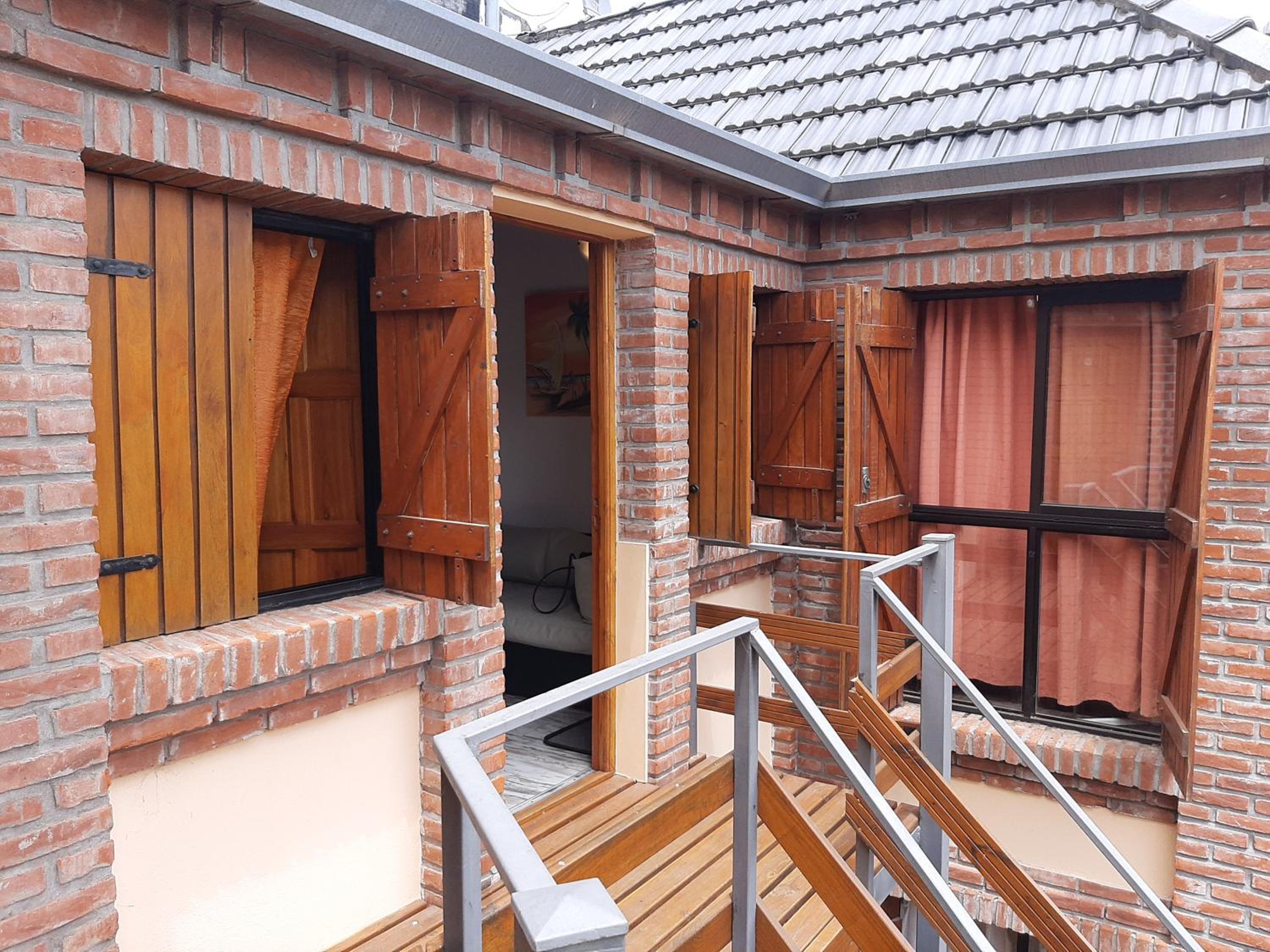 Duplex 7 Lunas