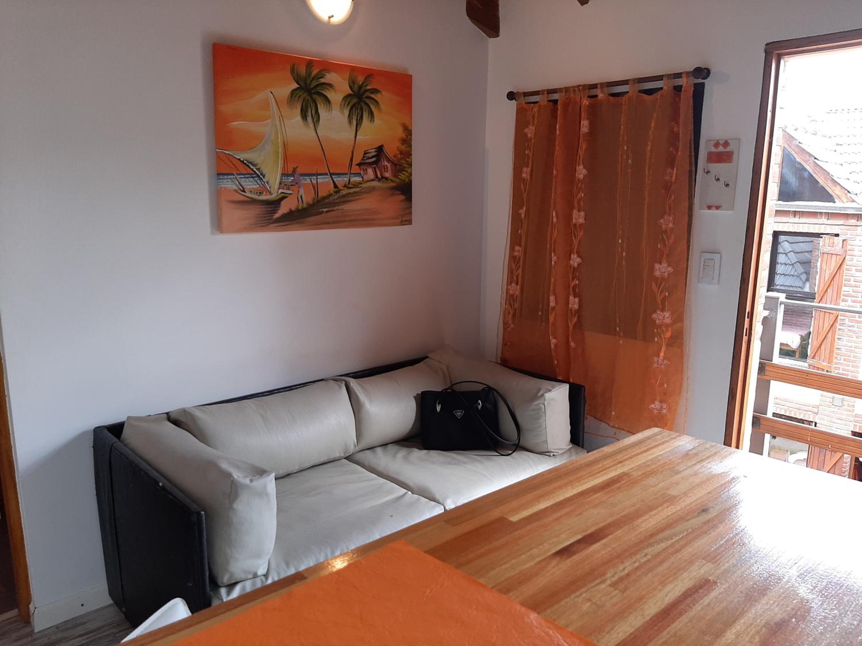 Duplex 7 Lunas