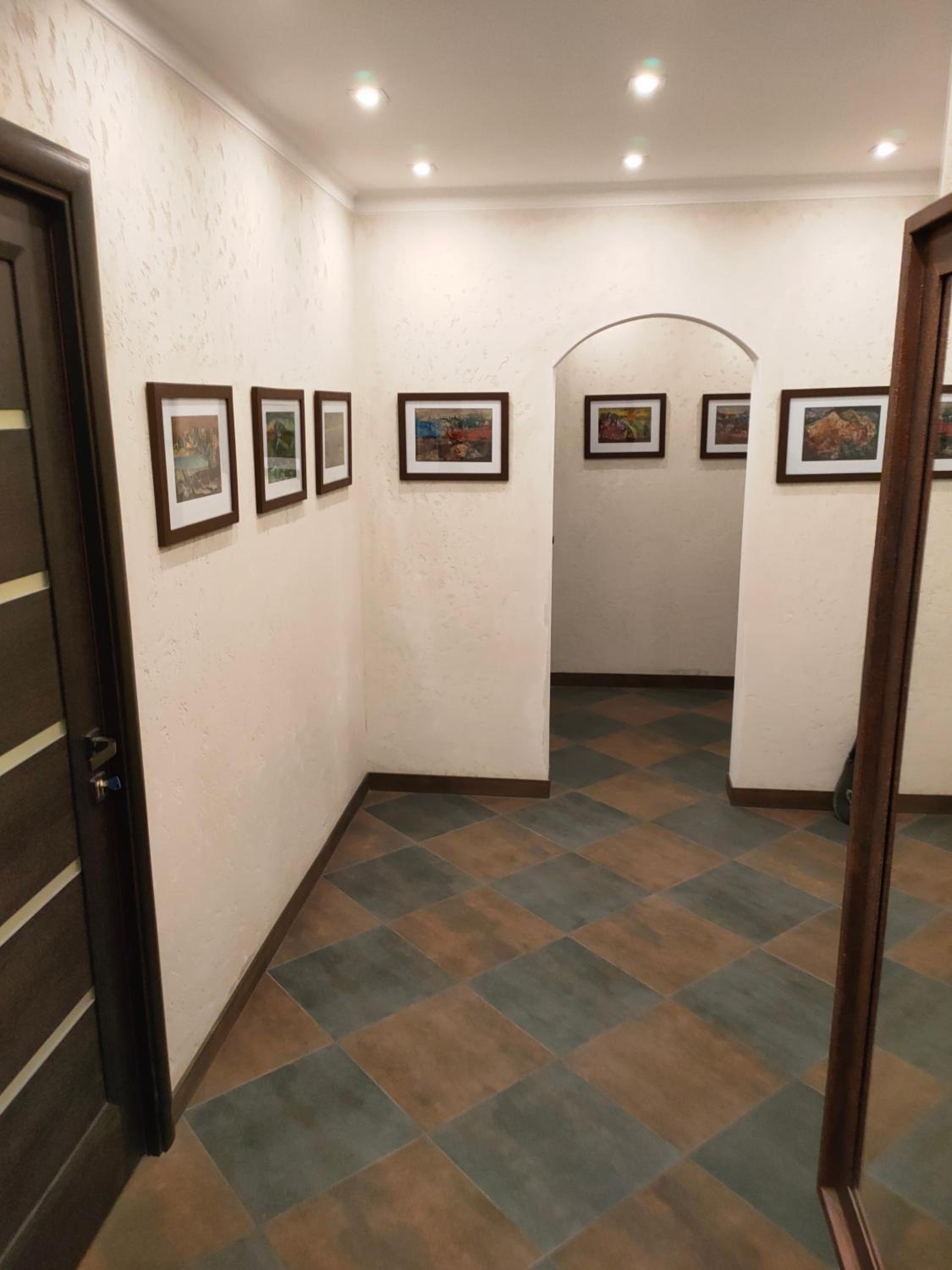 Gallery Lviv Apartment view 4
