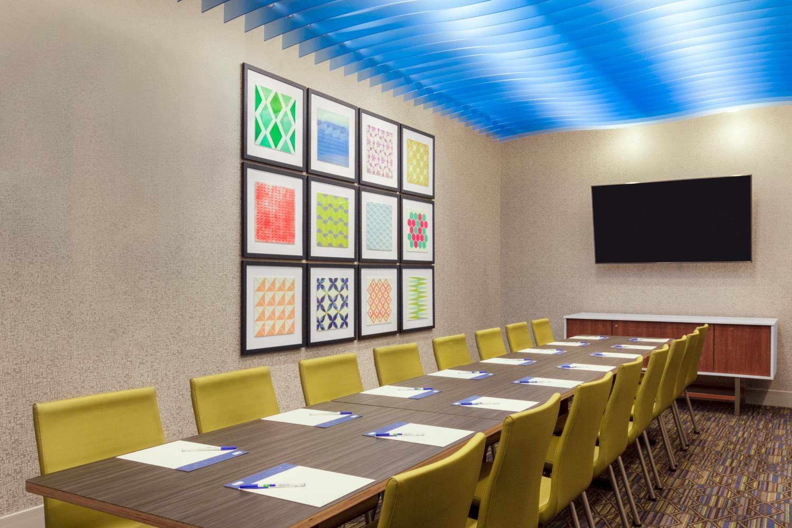 Holiday Inn Express  Suites - Union Gap - Yakima Area, an IHG Hotel - Property Image 2
