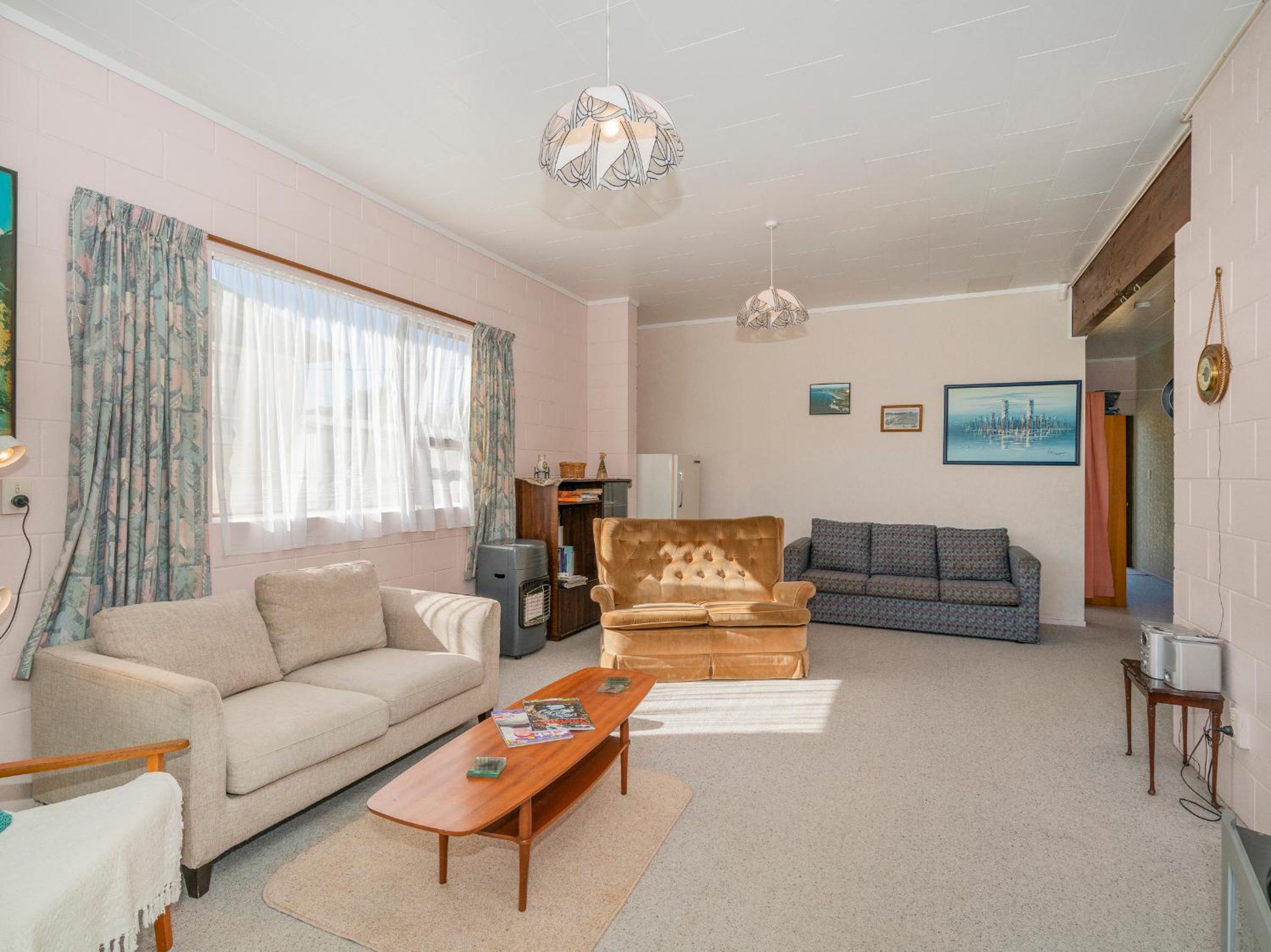 Cosy at Cooks - Cooks Beach Downstairs Unit view 3