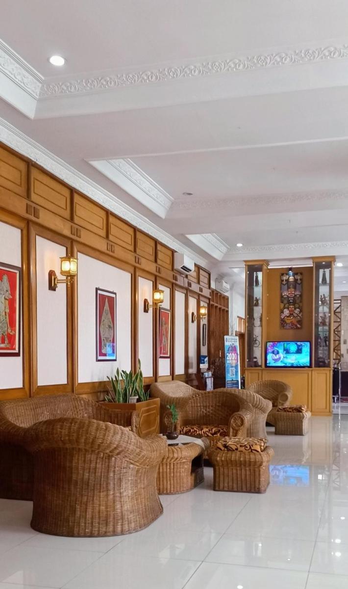 hotel reception