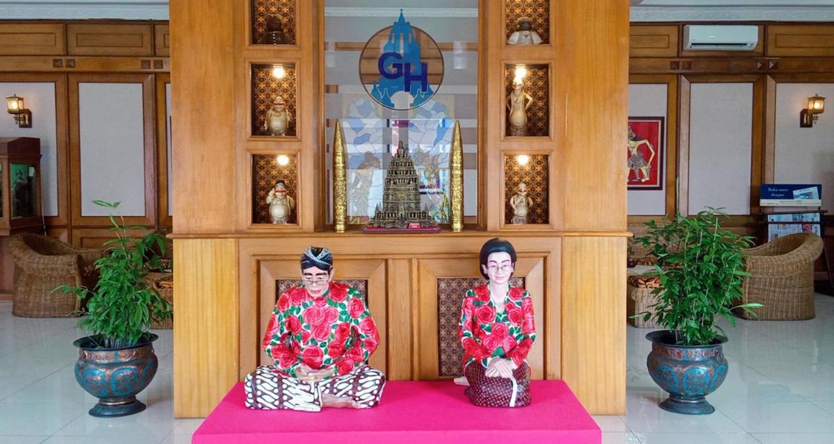 hotel reception
