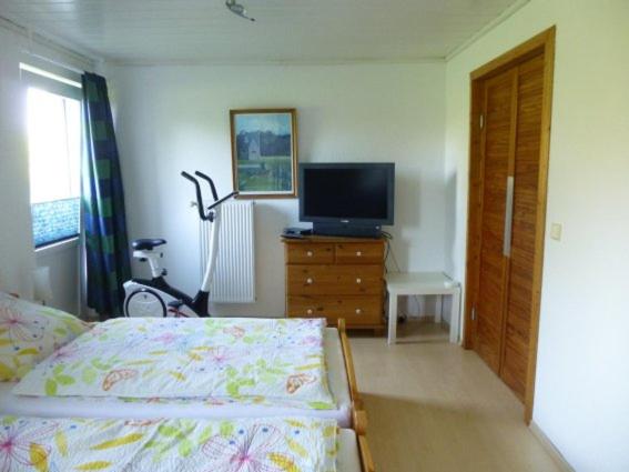 Ferienwohnung Stoeterau - ebenerdige FeWo mit Sonnenterrasse view 5